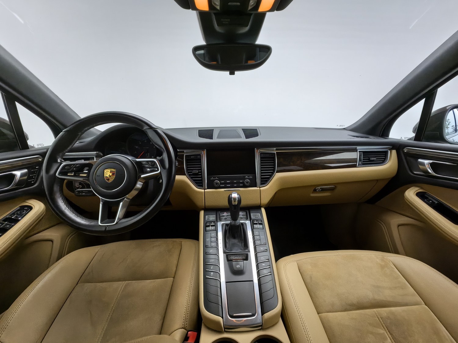 Used Porsche Macan 2017 2.0 AT