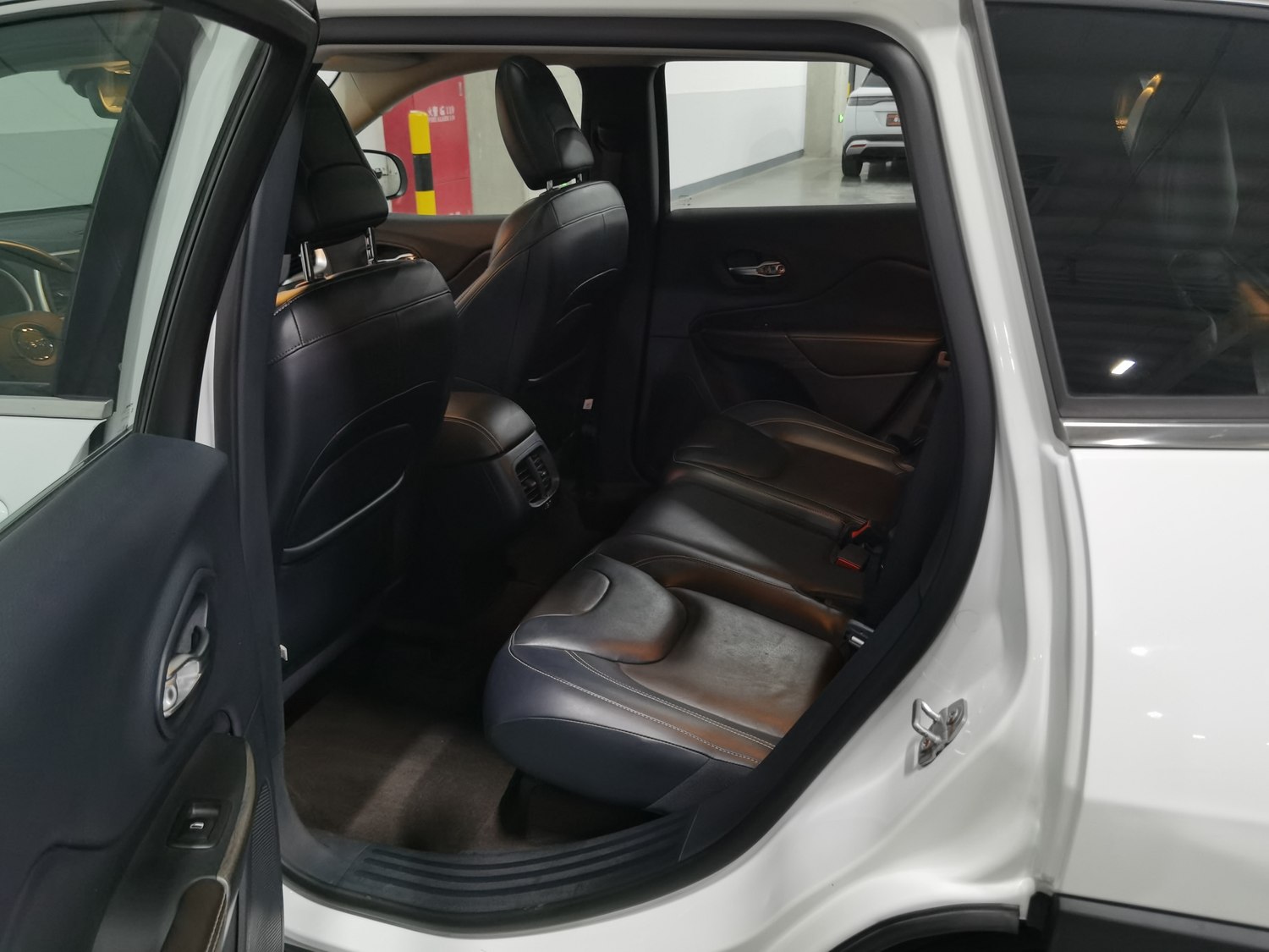 Used Jeep Cherokee 2016 2.4 AT