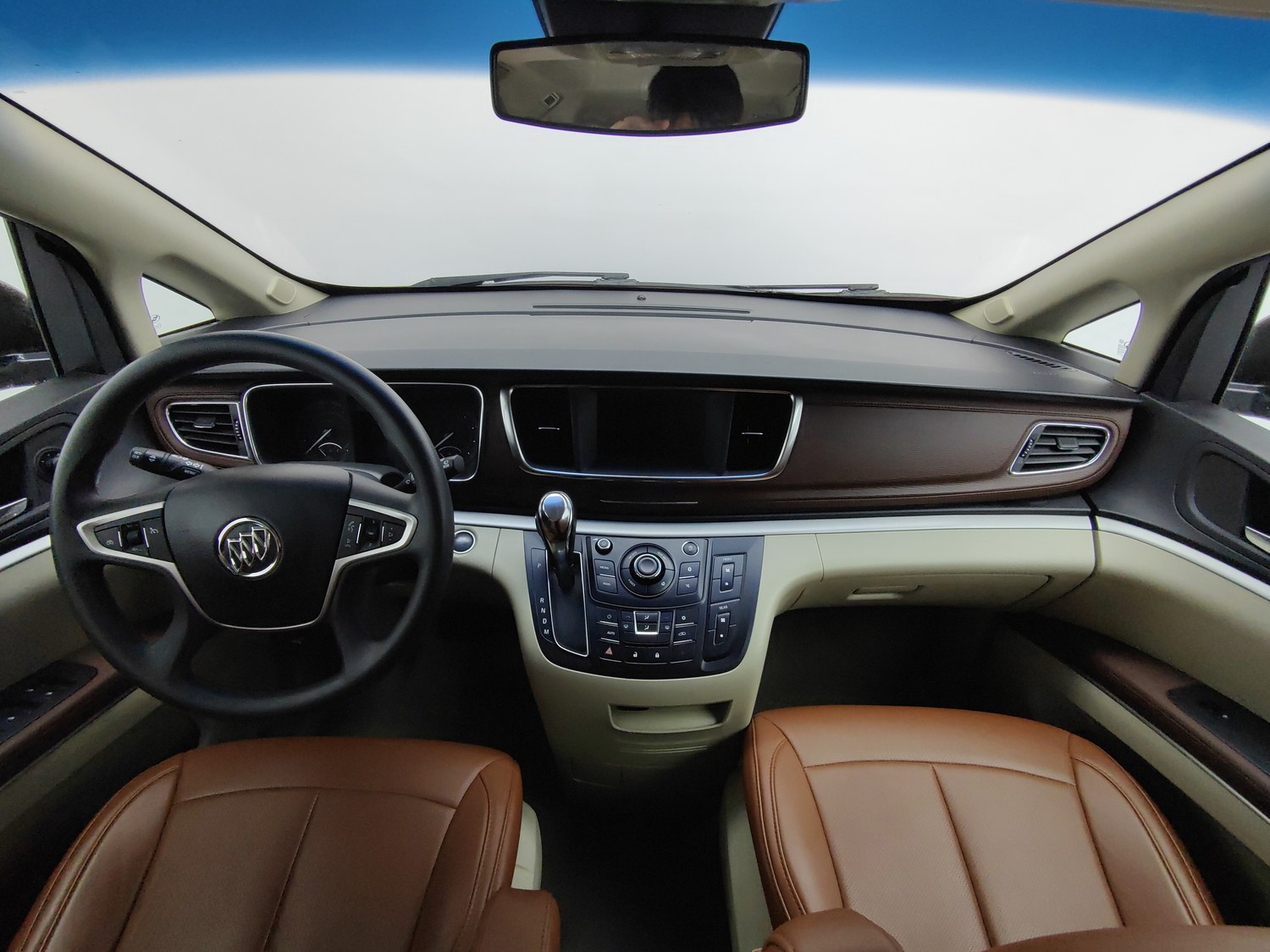 Used Buick GL8 2018 2.0 AT