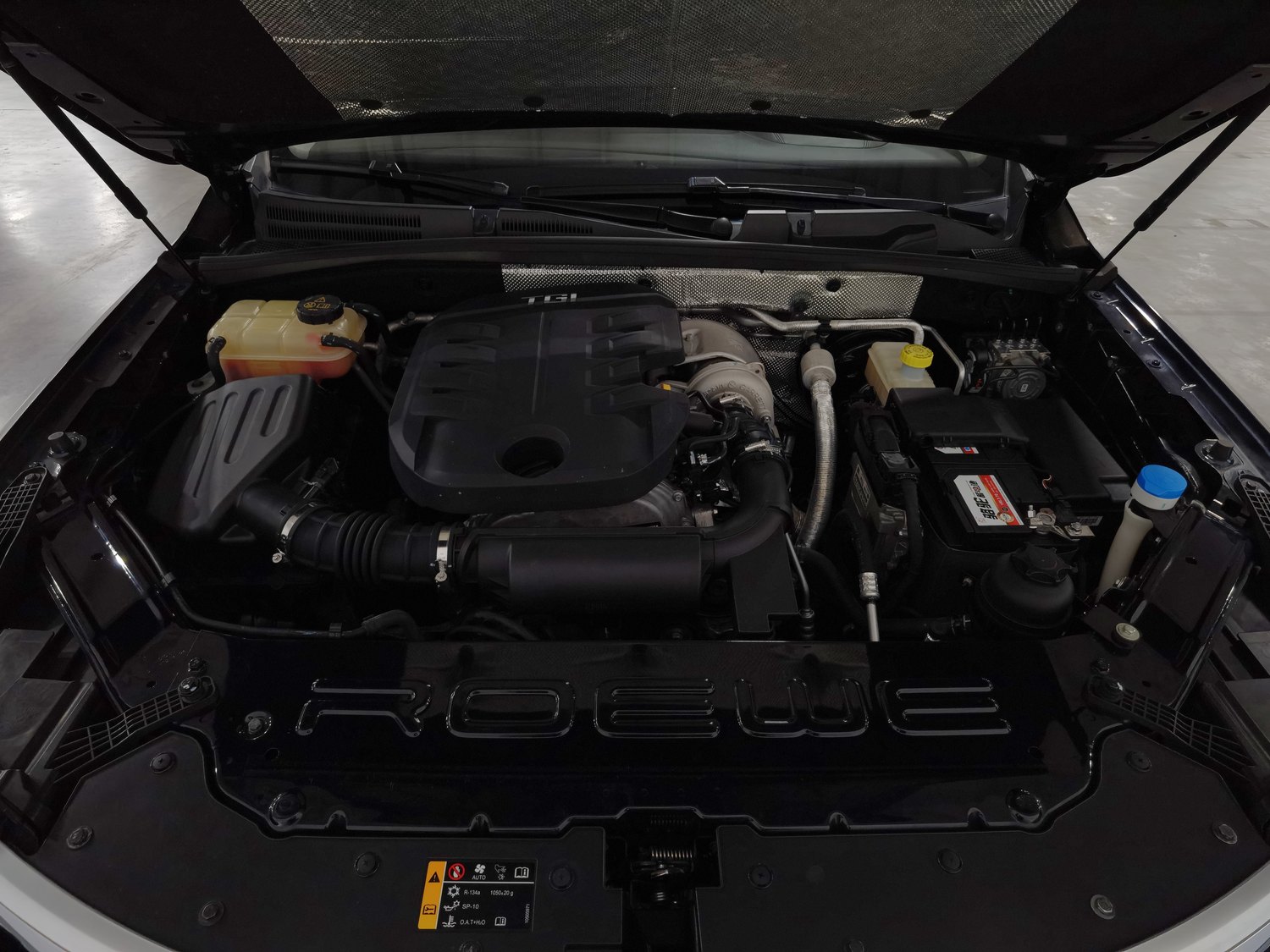 Used Roewe RX8 2018 2.0 AT