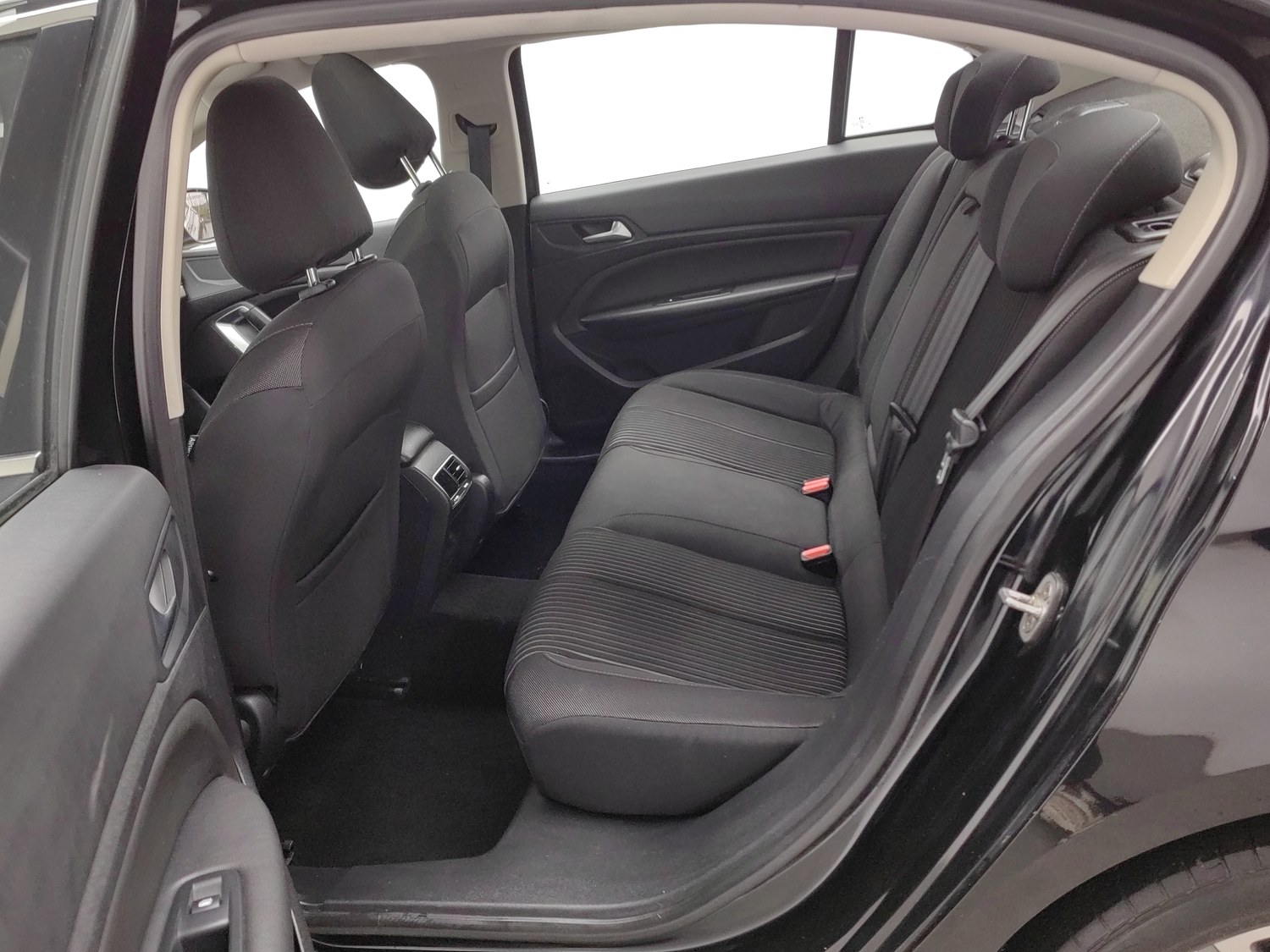 Used Peugeot 408 2014 1.8 AT