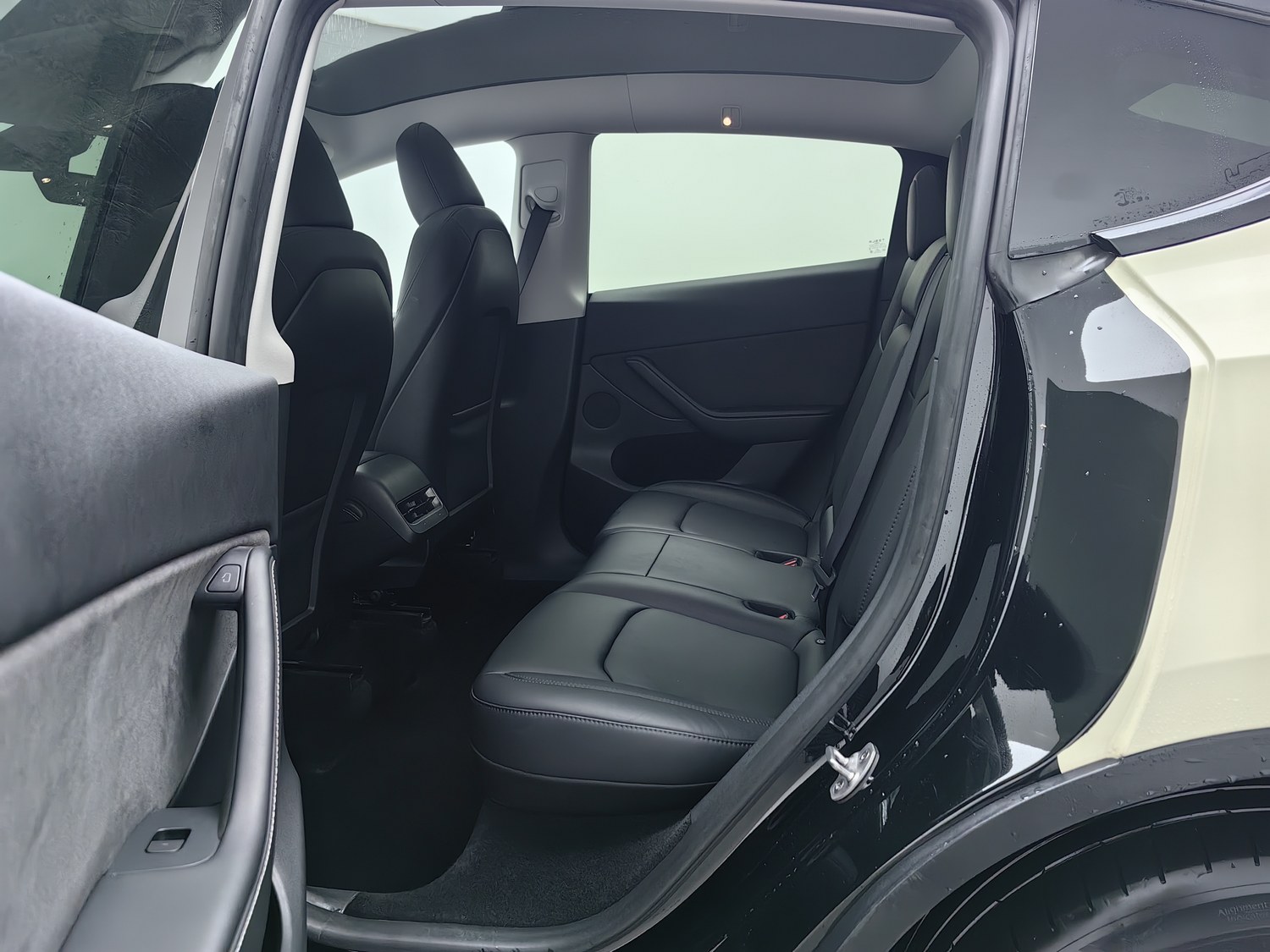 Used Tesla Model Y 2023