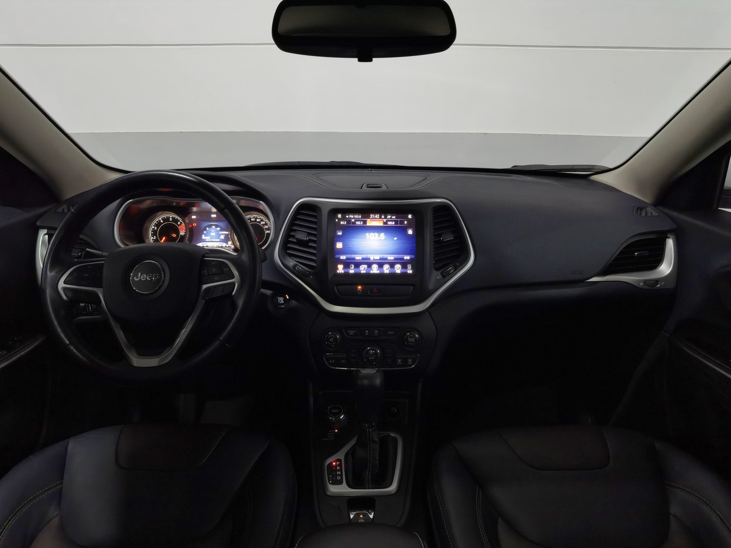 Used Jeep Cherokee 2016 2.4 AT