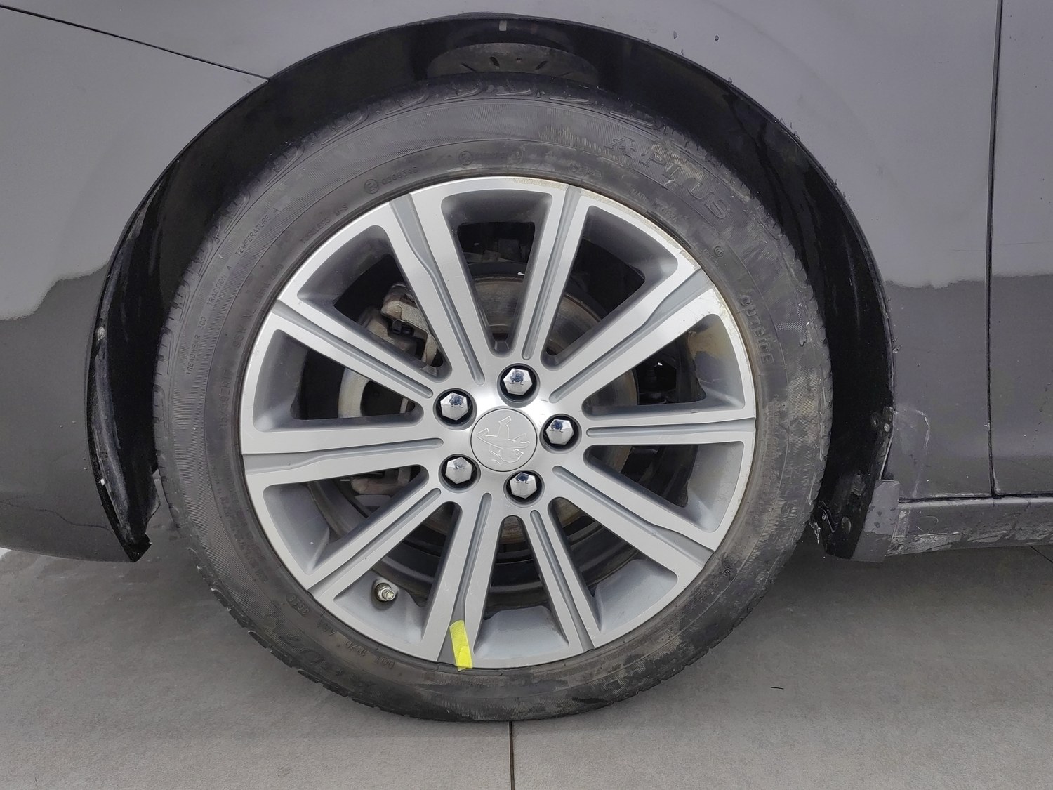 Used Peugeot 408 2014 1.8 AT