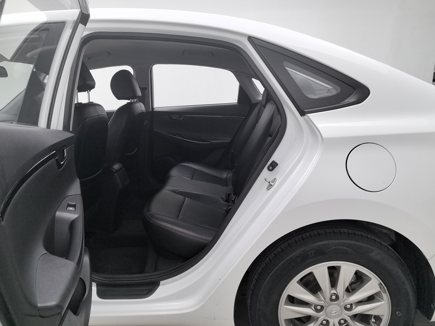 Used Hyundai Elantra Yuedong 2020 1.6 AT