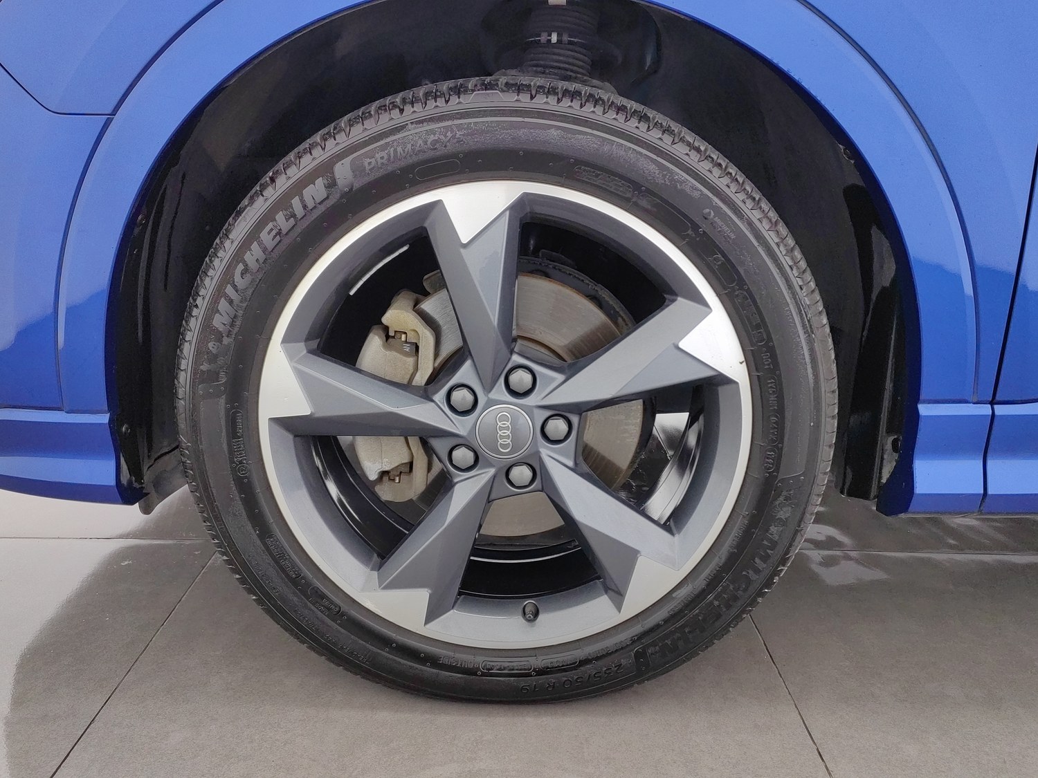Used Audi Q3 2019 2.0 AT