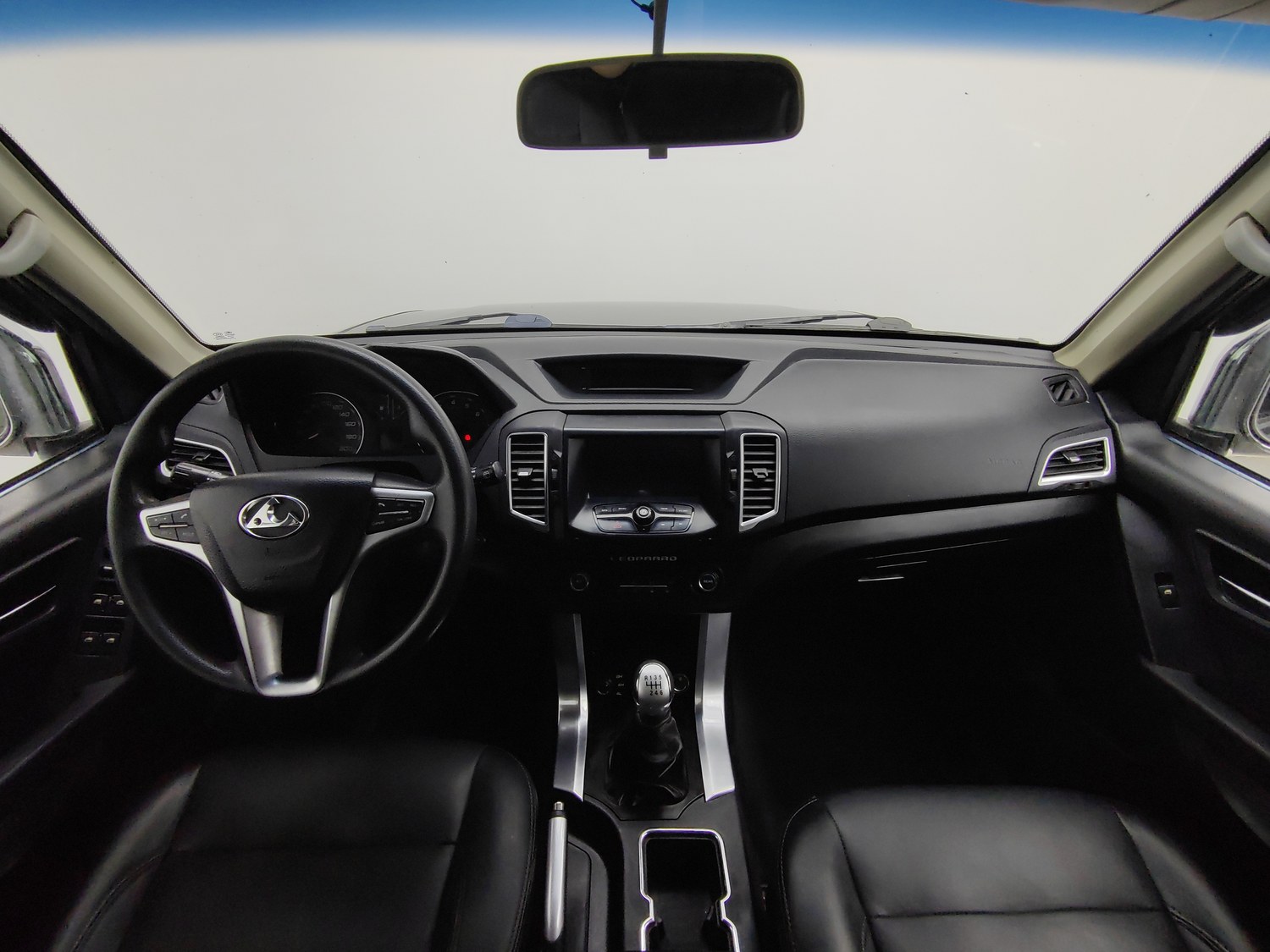 Used Leopaard Q6 2015 2.0 MT