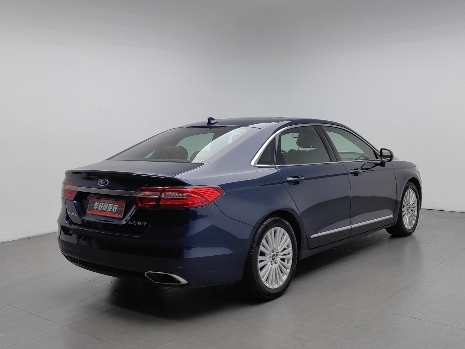 Used Ford Taurus 2018 2.0 AT