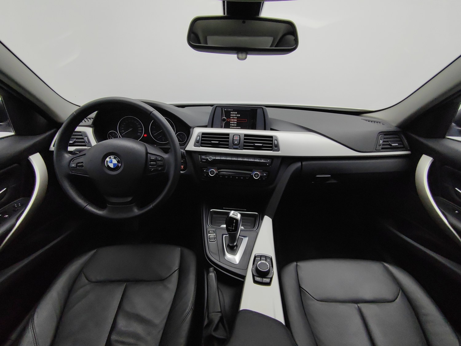 Used BMW 3 Series 2014 2.0 AT