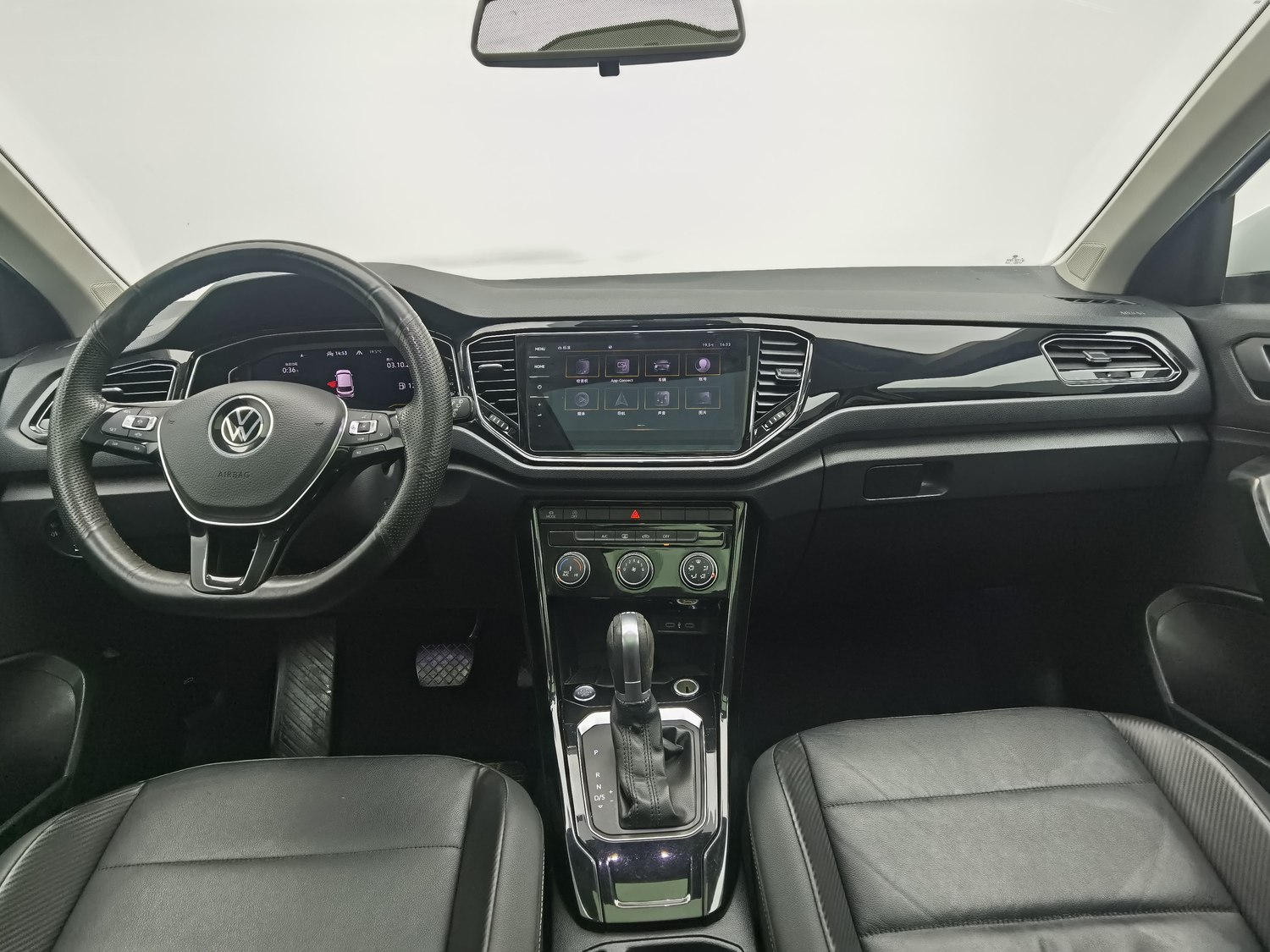 Used Volkswagen T-Roc 2021 1.4 AT
