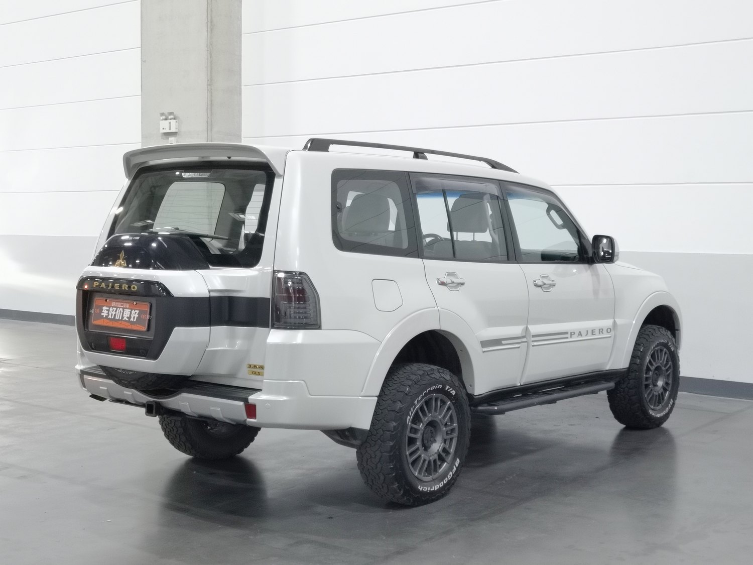 Used Mitsubishi Pajero (Imported) 2018 3.8 AT