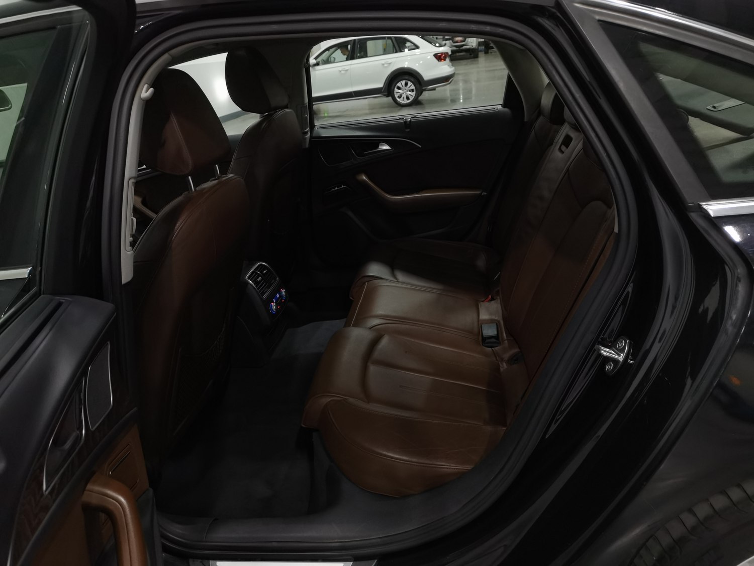 Used Audi A6L 2015 2.5 AT