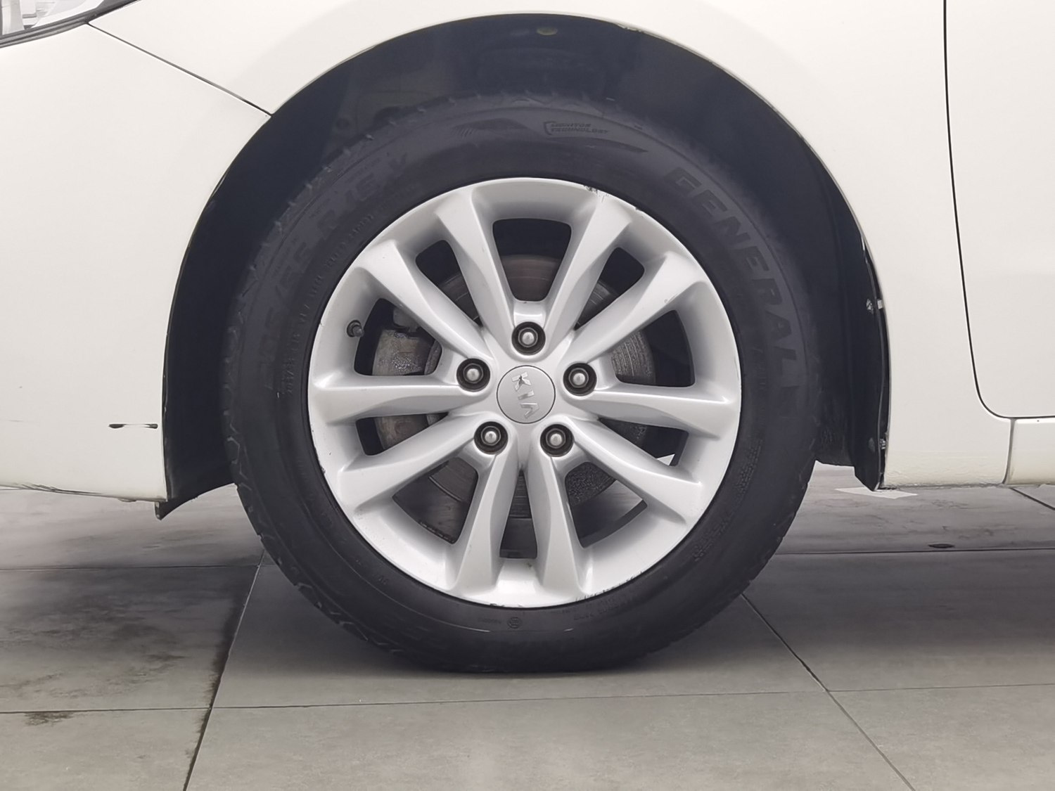 Used Kia K3 2016 1.6 AT