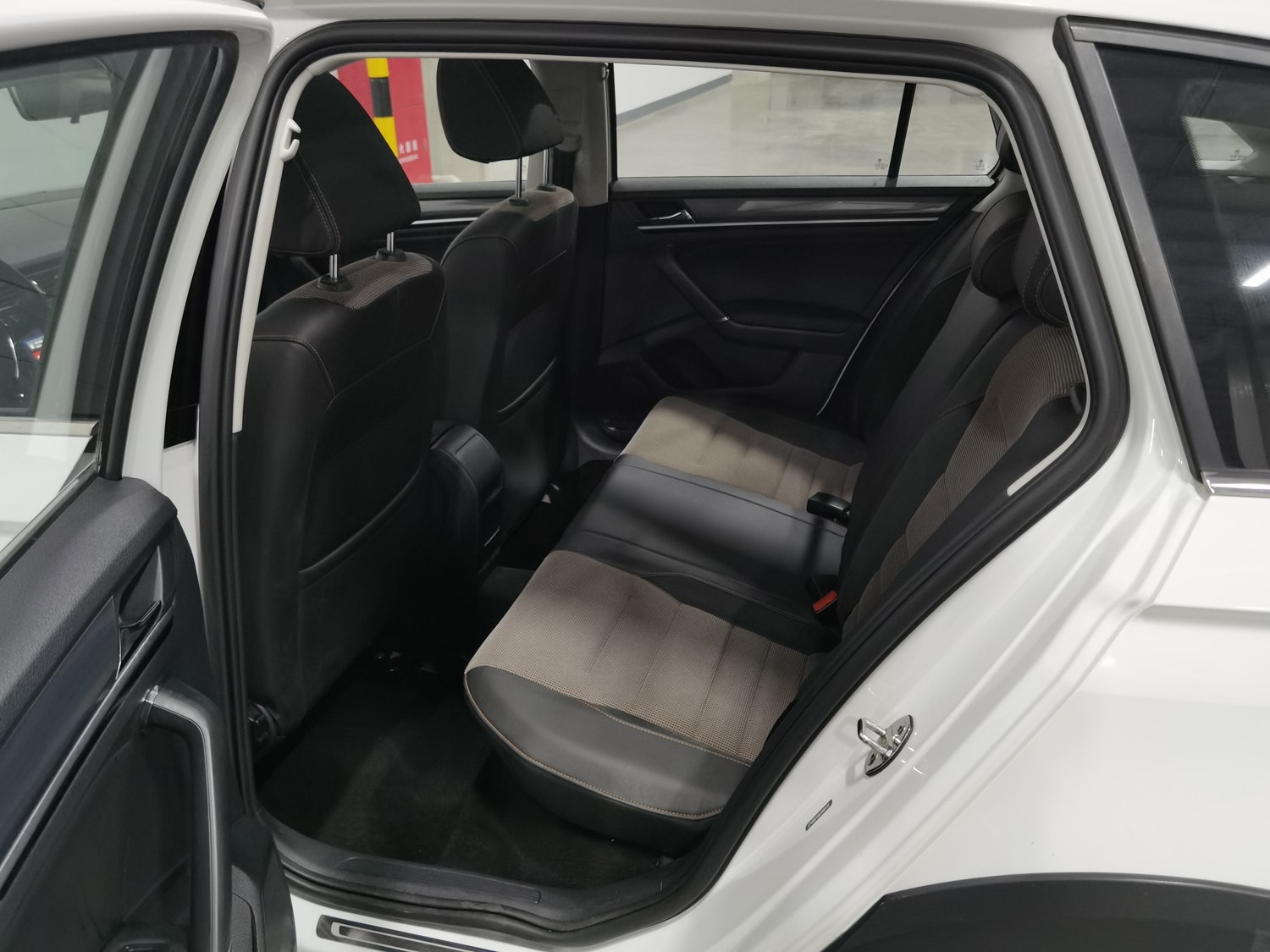 Used Volkswagen C-Trek 2018 1.5 AT