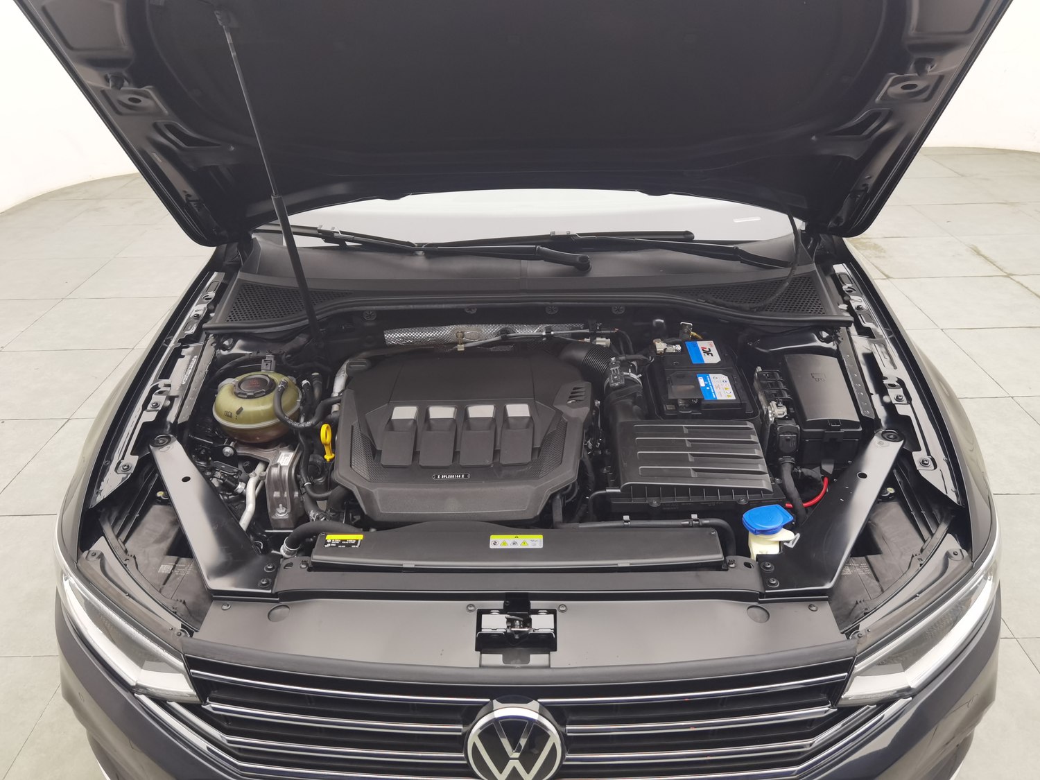 Used Volkswagen Magotan 2020 2.0 AT