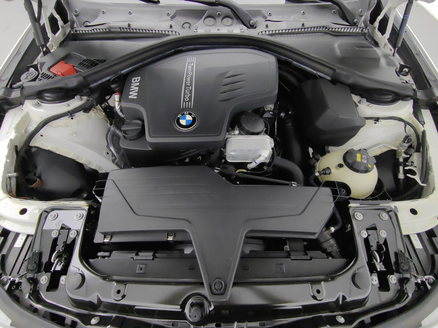 Used BMW 3 Series 2014 2.0 AT