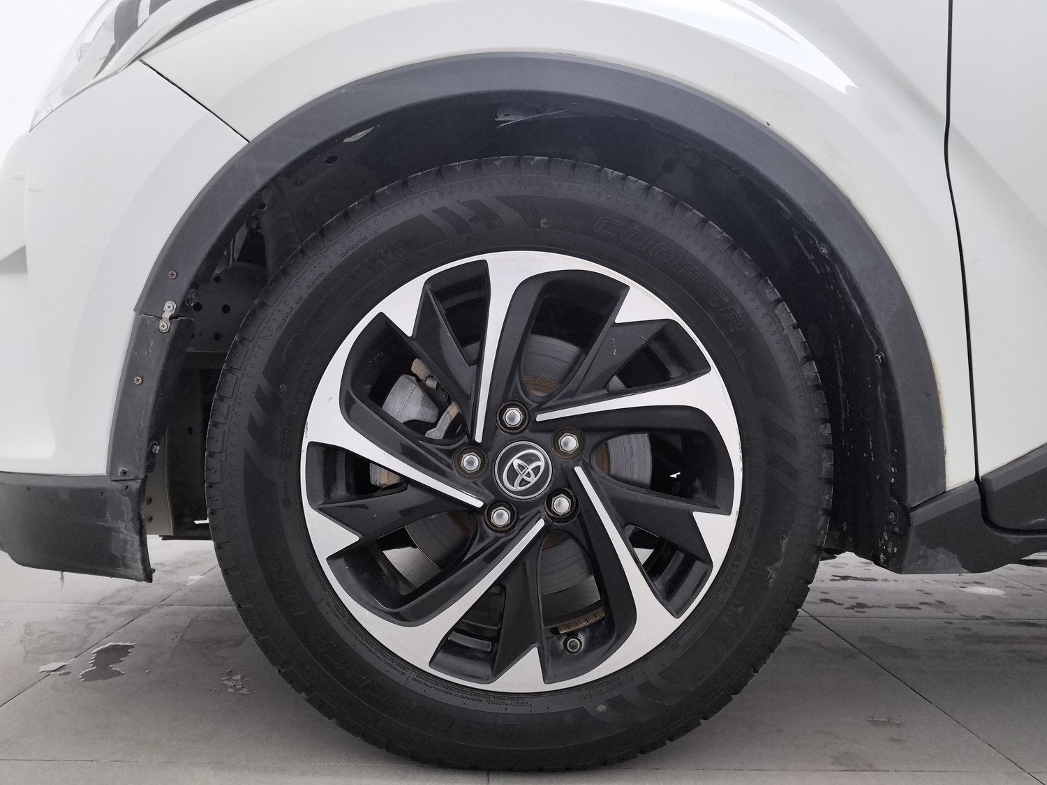 Used Toyota C-HR 2020 2.0 AT