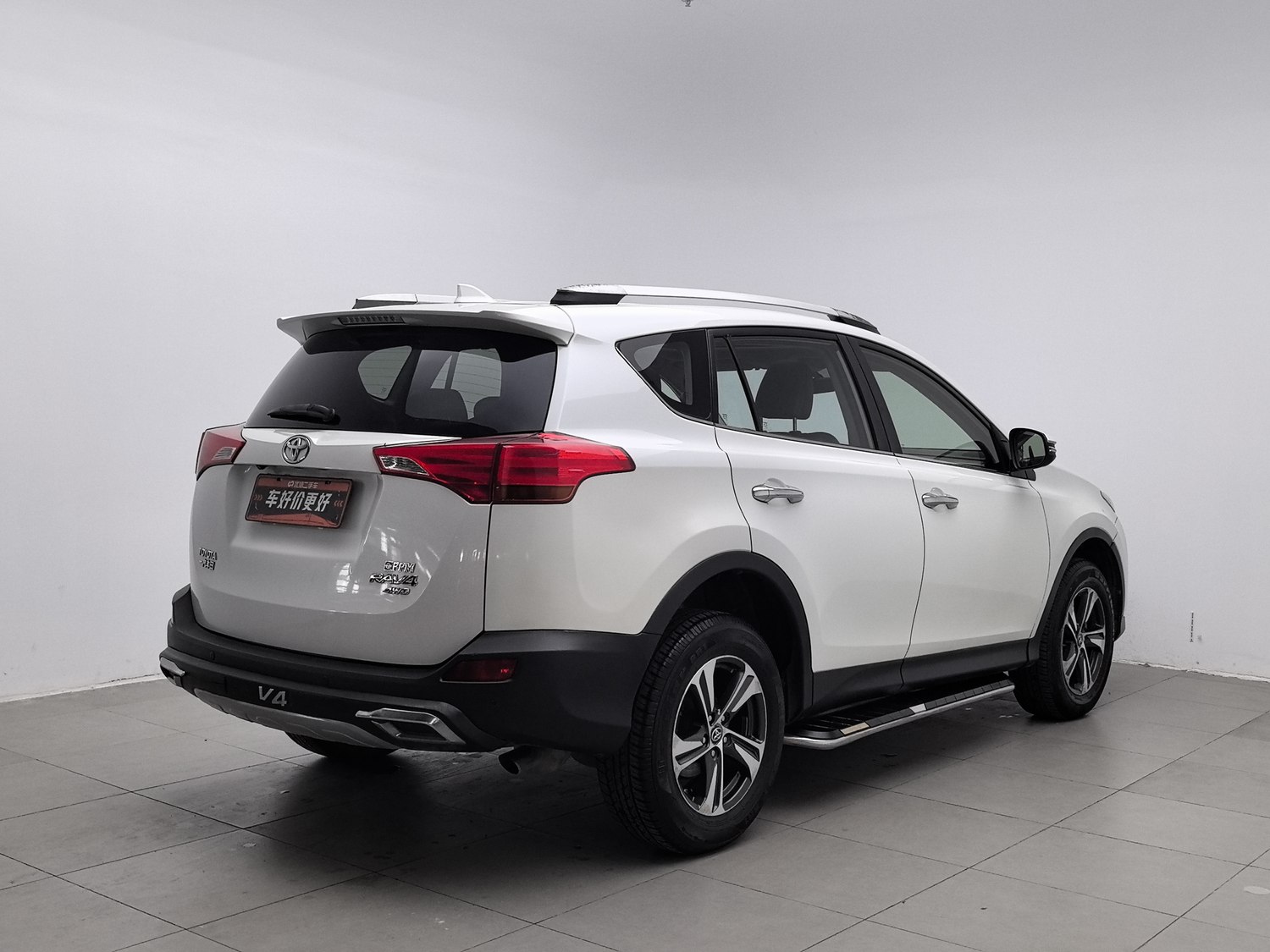 Used Toyota RAV4 2015 2.0 AT