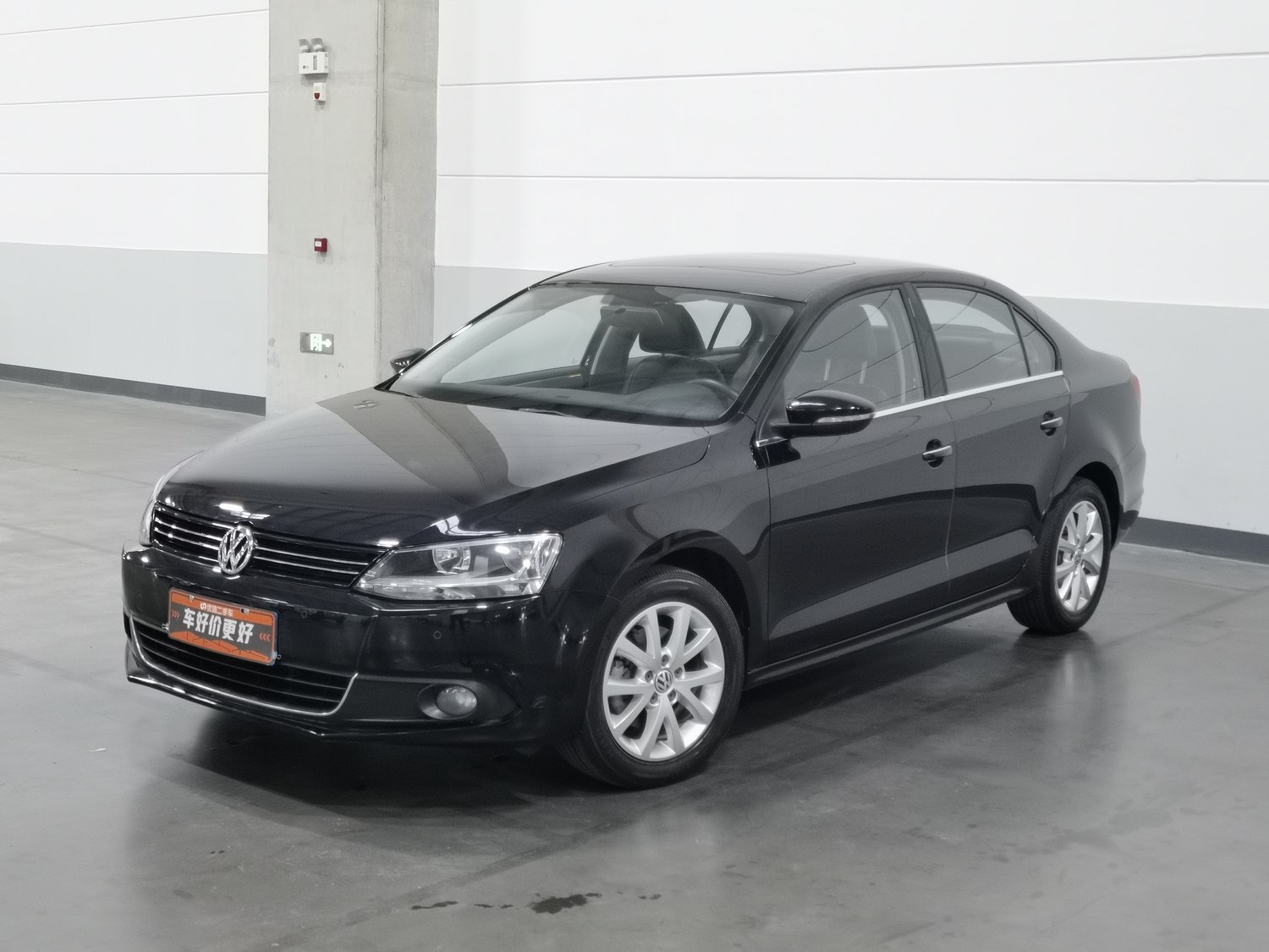 Used Volkswagen Sagitar 2012 1.4 MT