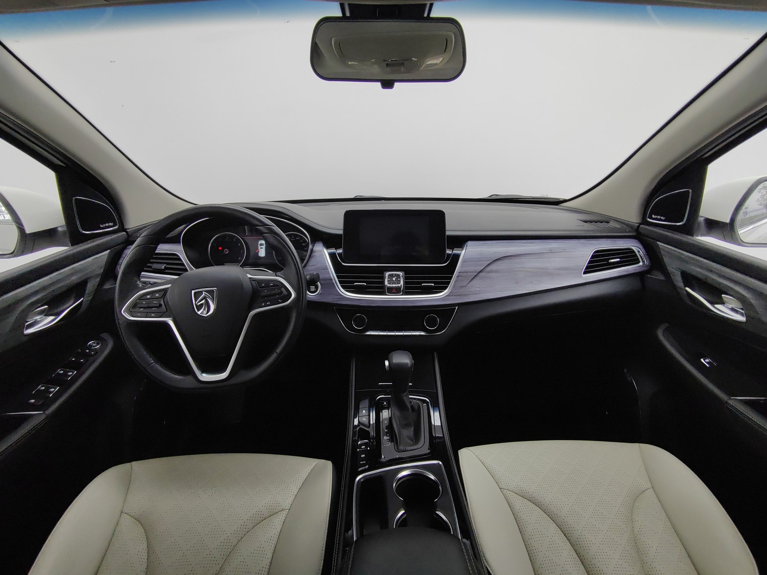 Used Baojun 730 2017 1.5 AT
