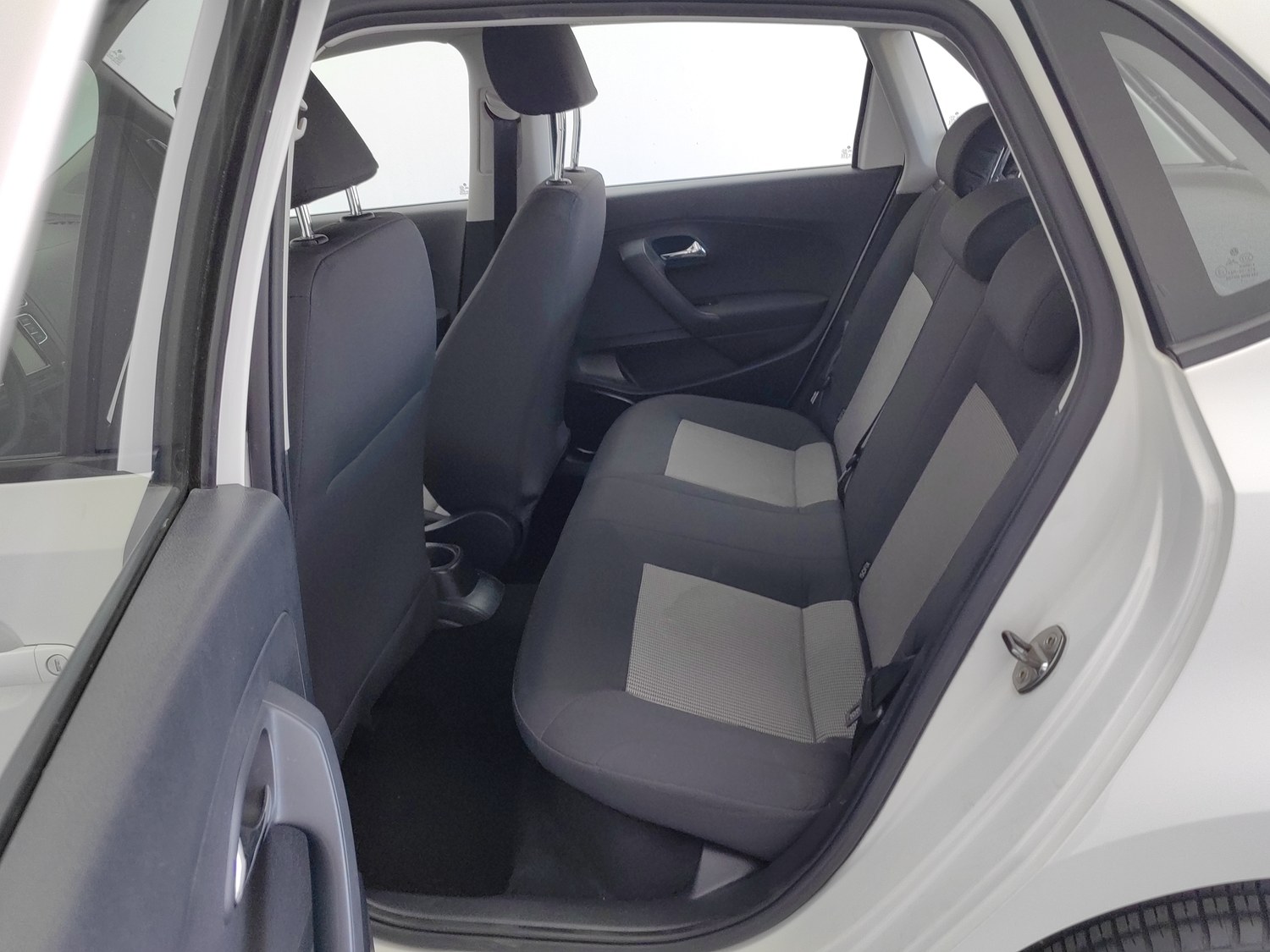 Used Volkswagen Polo 2016 1.4 AT