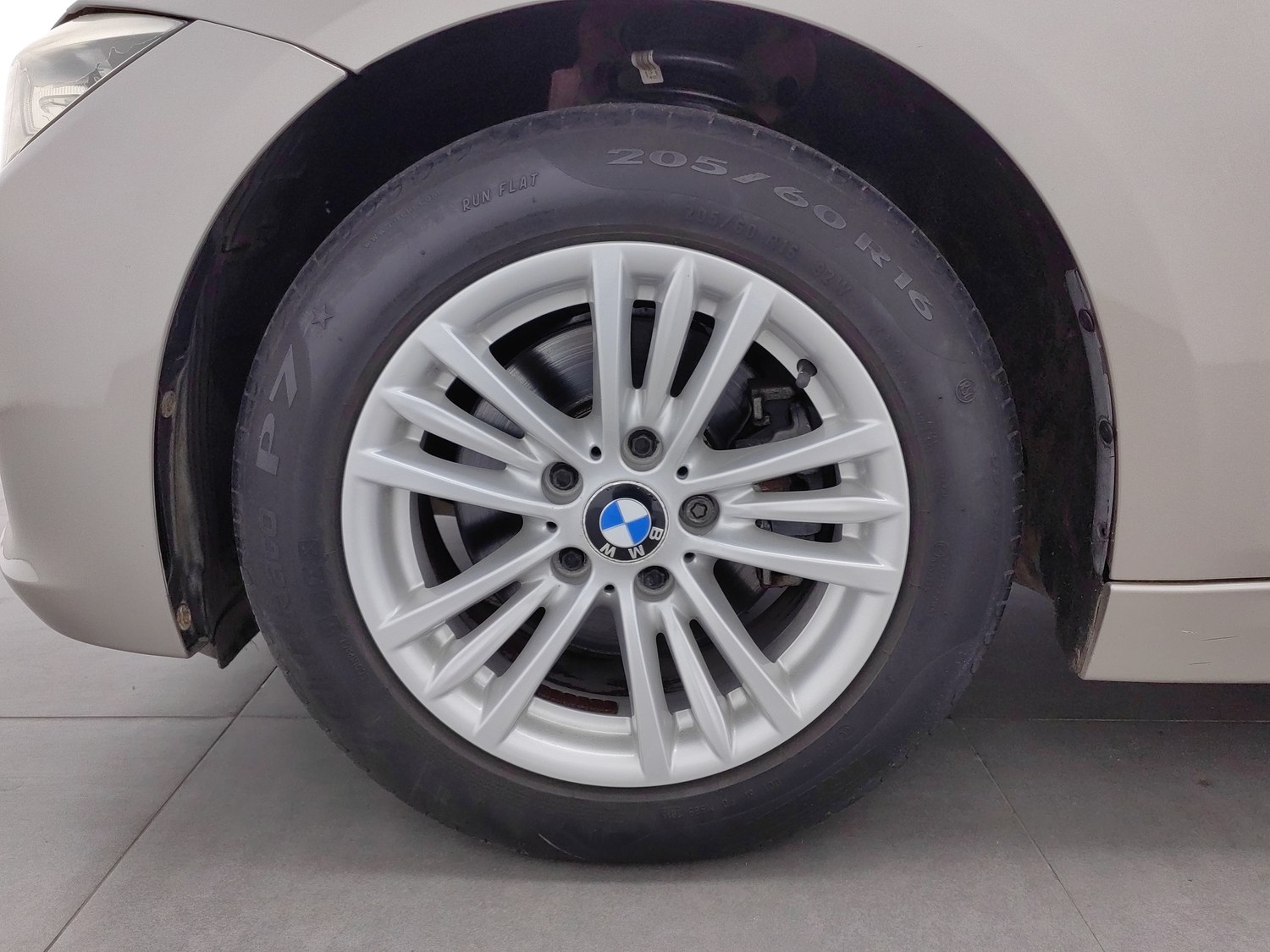 Used BMW 3 Series 2015 1.6 AT