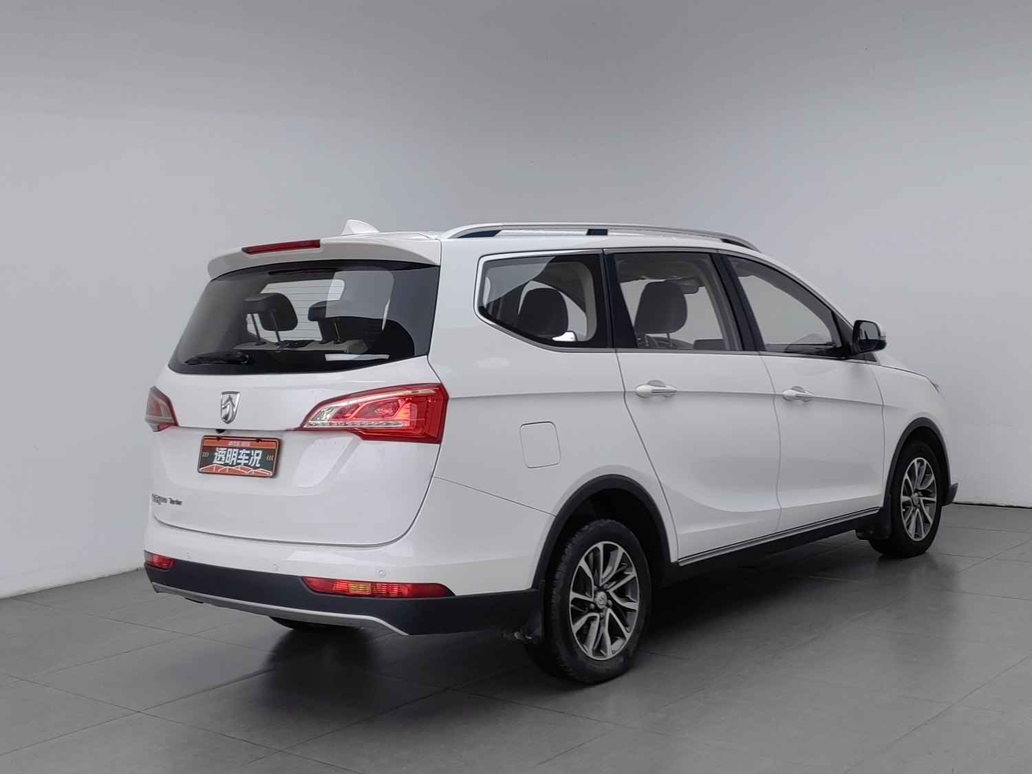 Used Baojun 730 2017 1.5 AT