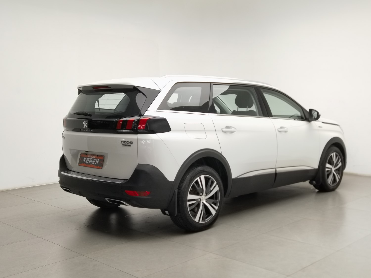 Used Peugeot 5008 2017 1.6 AT
