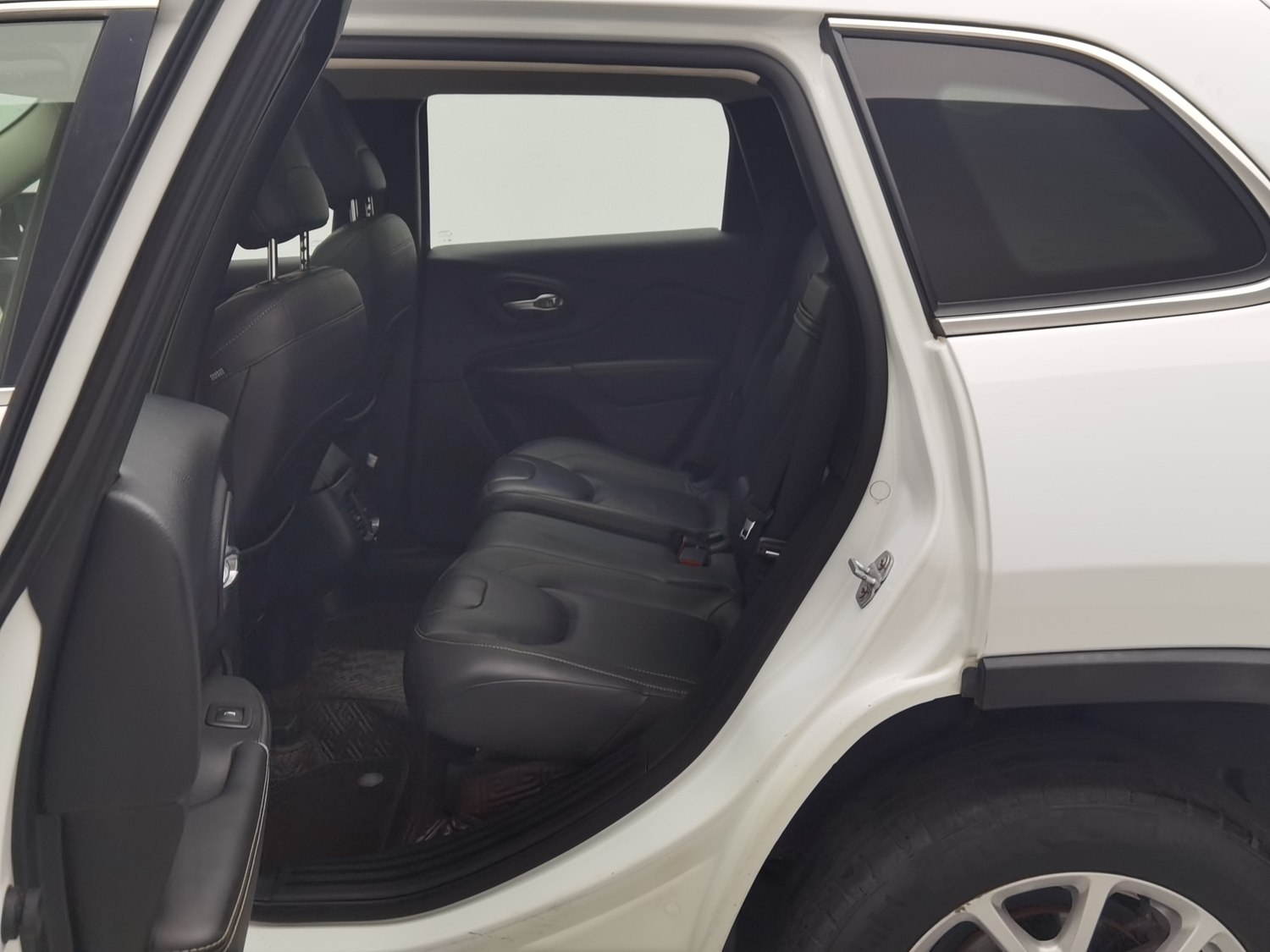 Used Jeep Cherokee 2017 2.4 AT