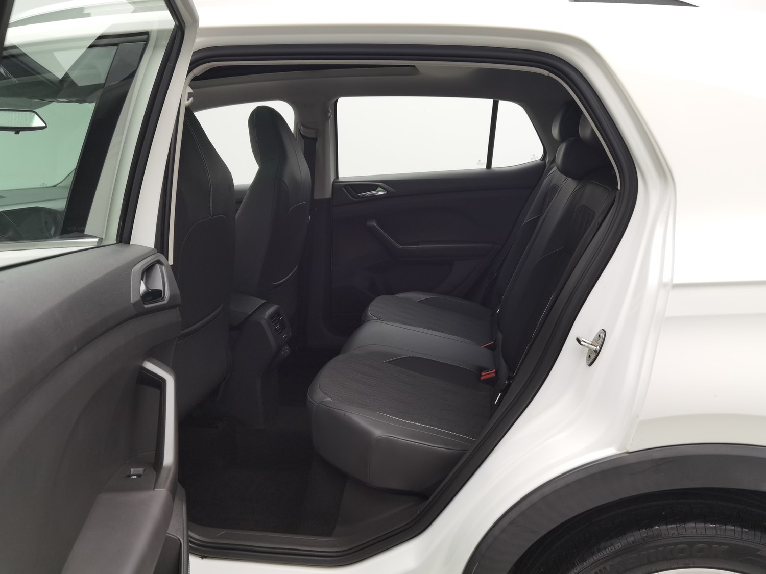 Used Volkswagen T-Cross 2021 1.5 AT