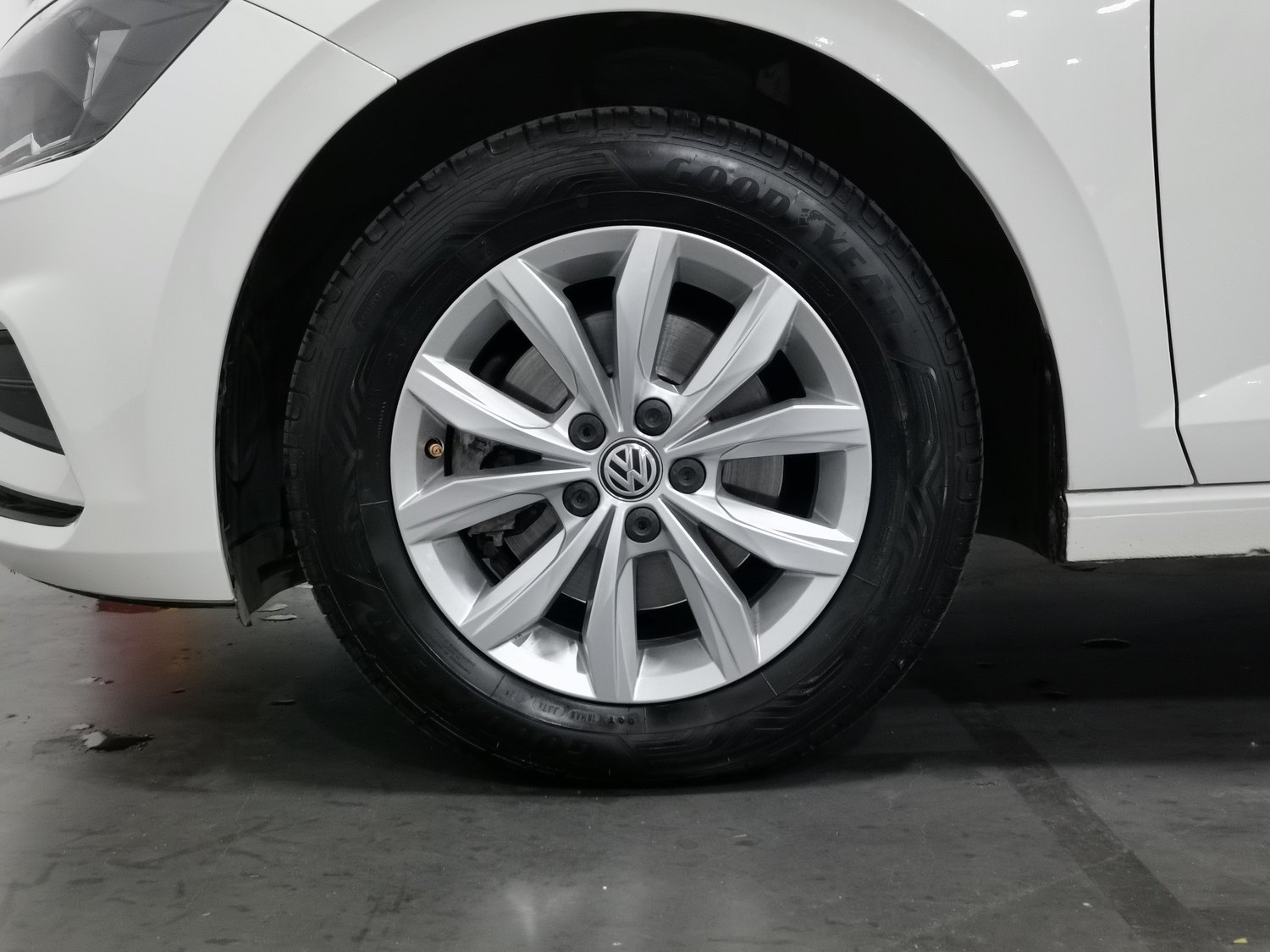 Used Volkswagen Polo 2019 1.5 AT