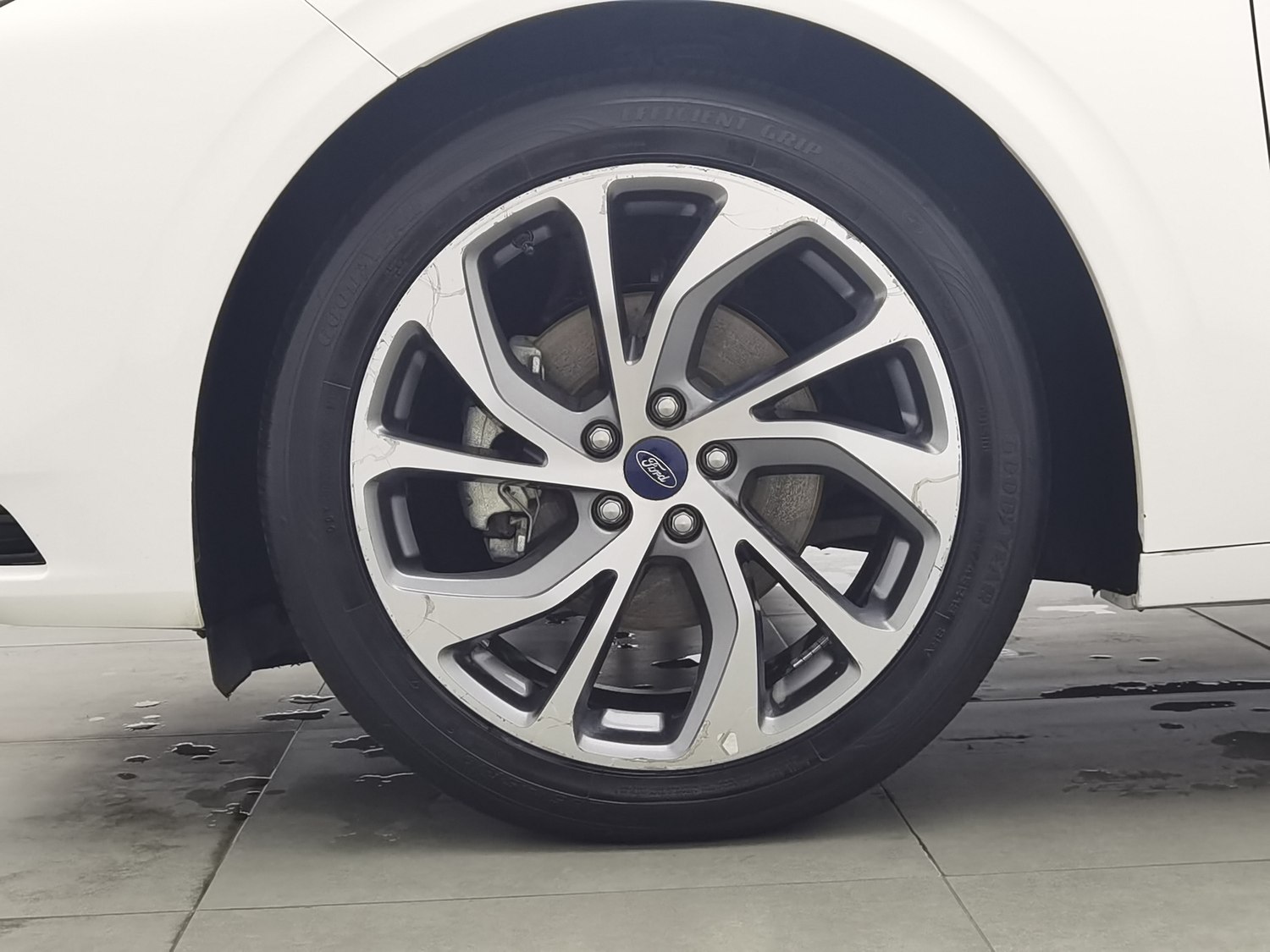 Used Ford Mondeo 2022 2.0 AT