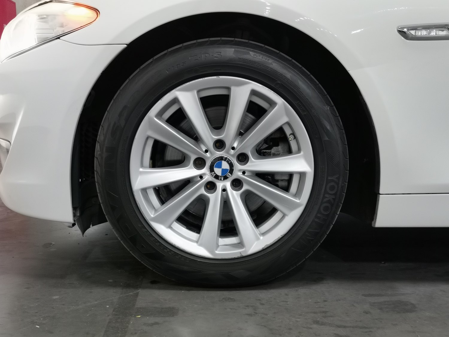 Used BMW 5 Series 2011 2.5 AT