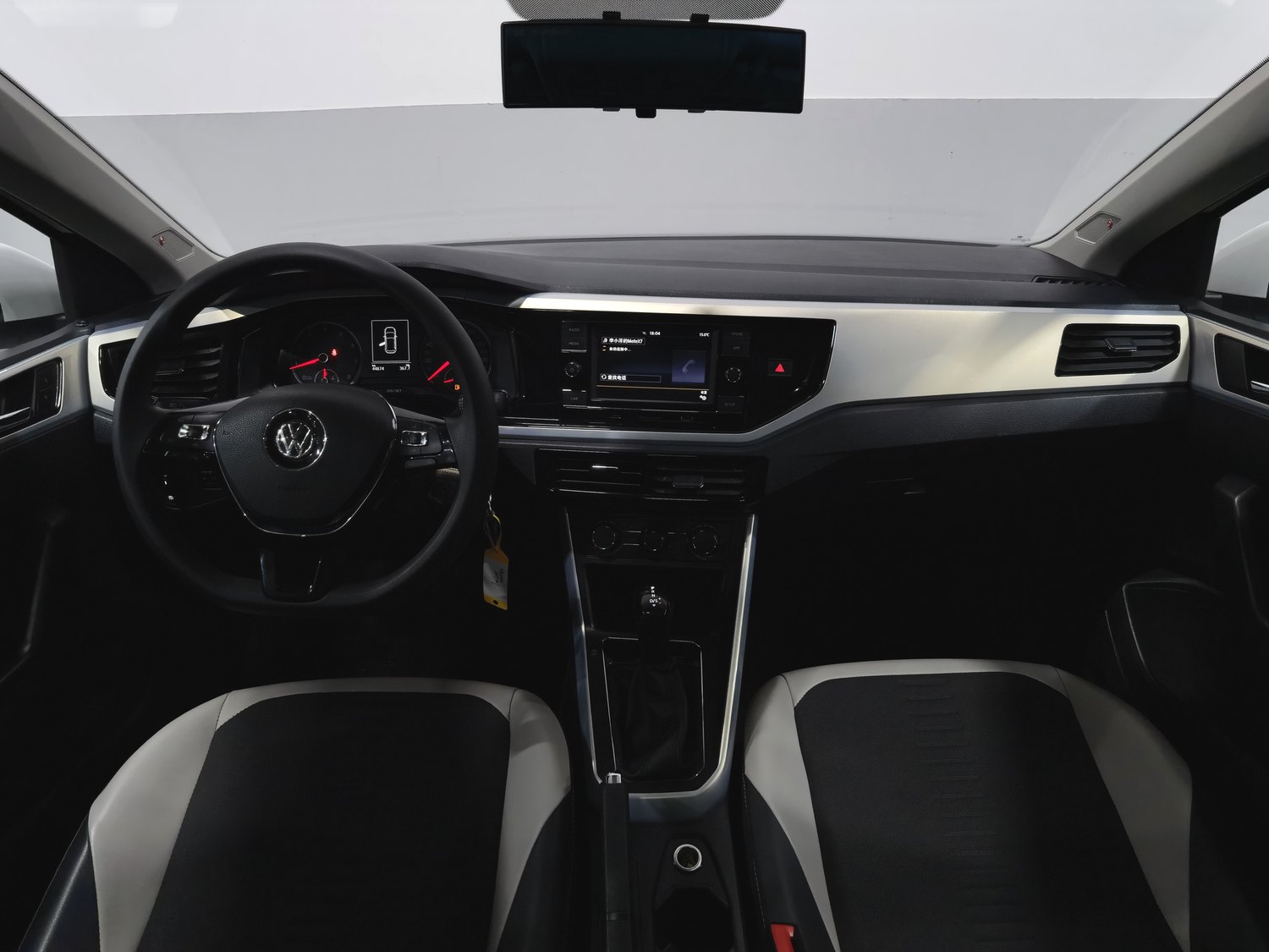 Used Volkswagen Polo 2019 1.5 AT