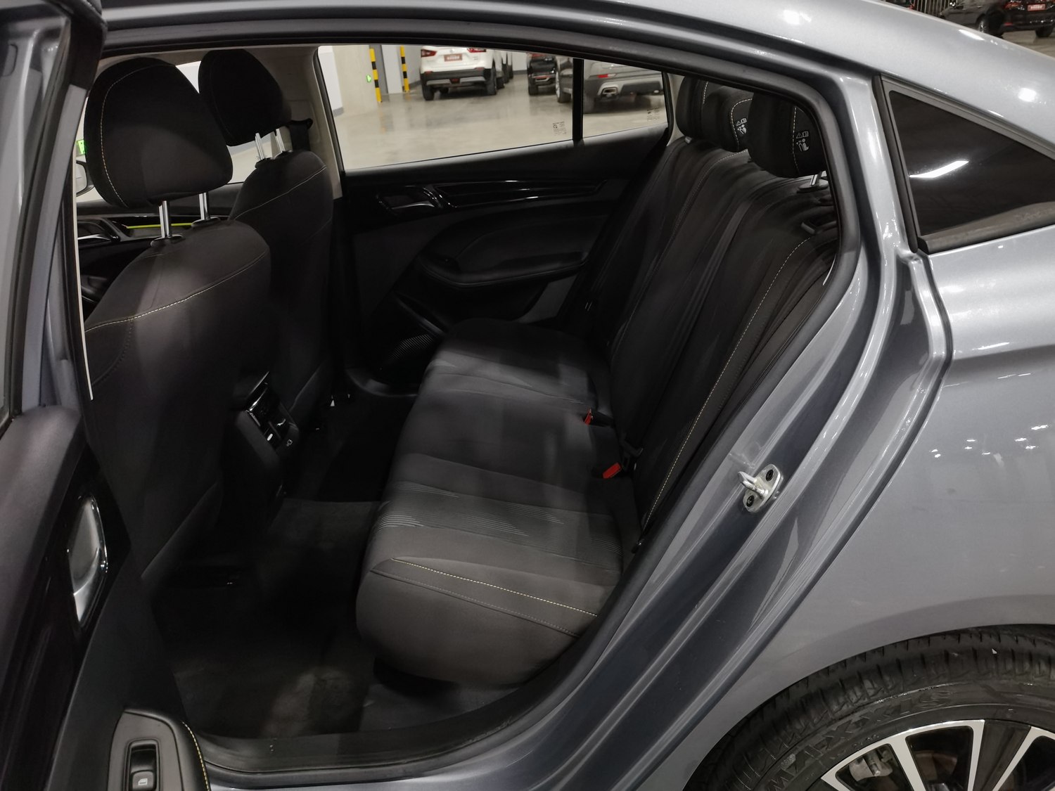Used Roewe i5 2021 1.5 MT