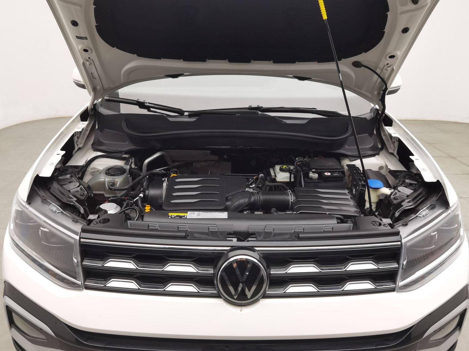 Used Volkswagen T-Cross 2021 1.5 AT