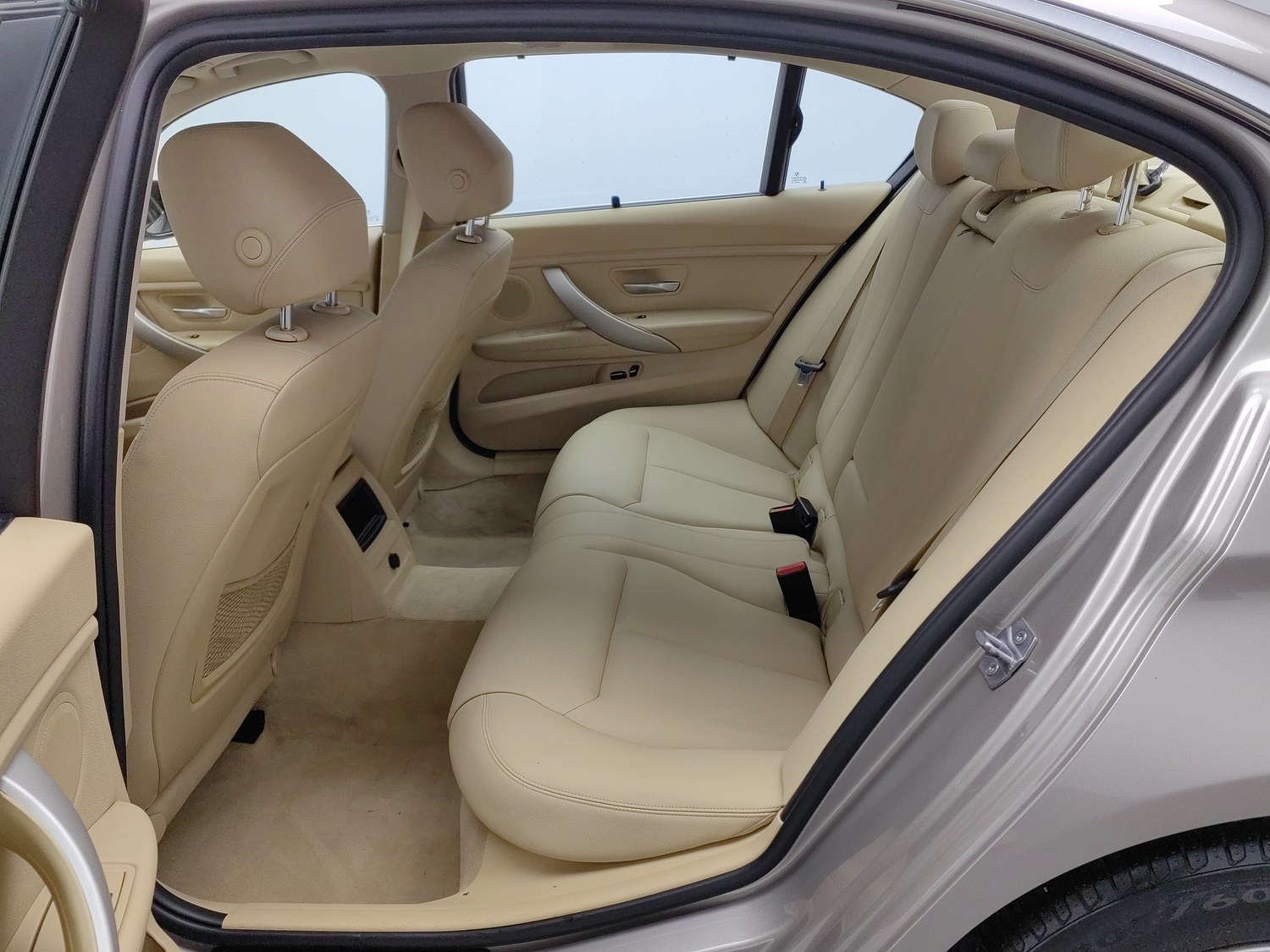 Used BMW 3 Series 2015 1.6 AT