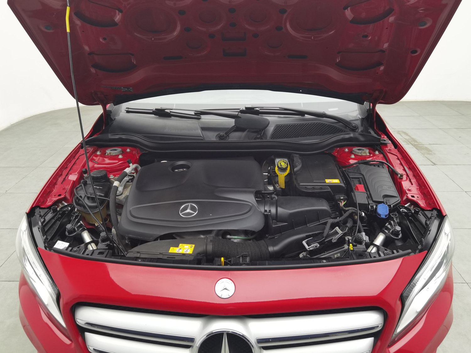 Used Mercedes-Benz GLA 2015 1.6 AT