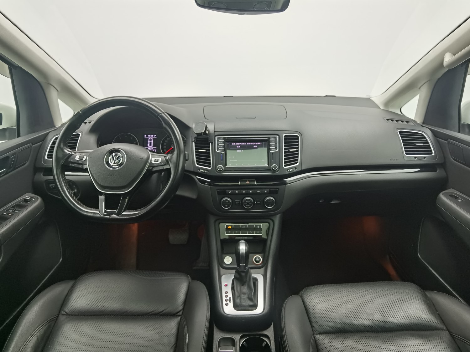 Used Volkswagen Sharan (Imported) 2018 2.0 AT