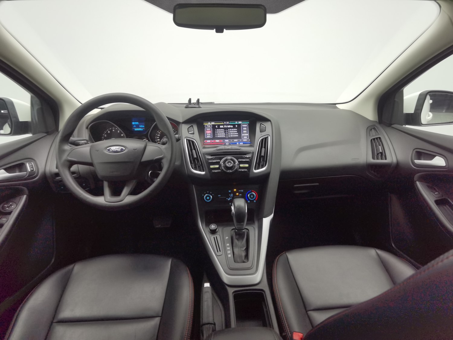 Used Ford Focus 2015 1.6 AT