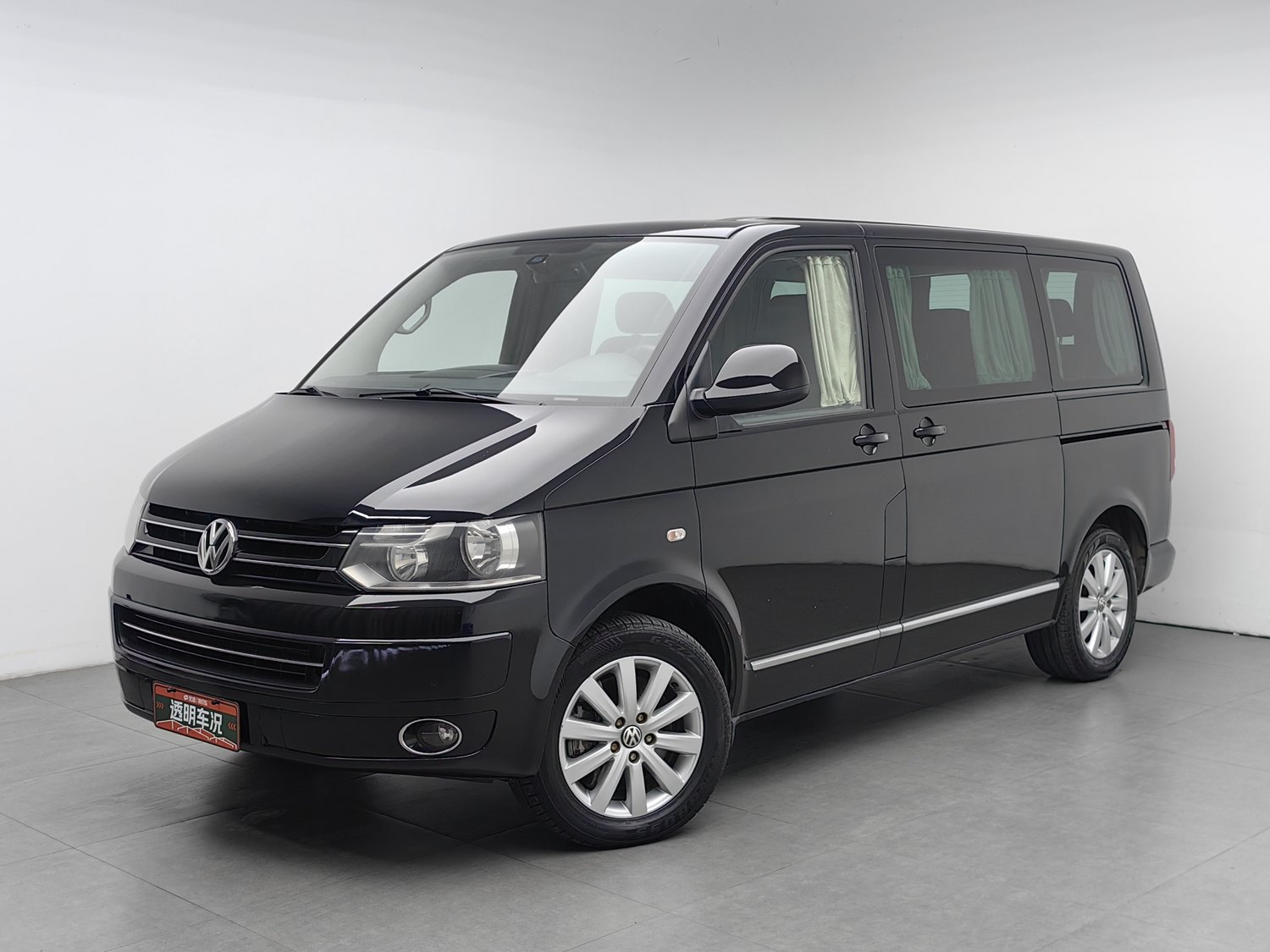 Used Volkswagen Multivan (Imported) 2012 2.0 AT
