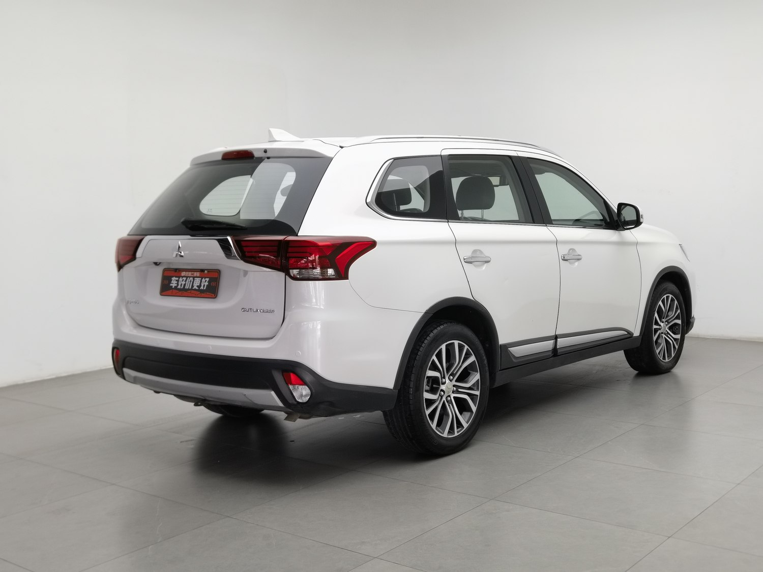 Used Mitsubishi Outlander 2018 2.4 AT