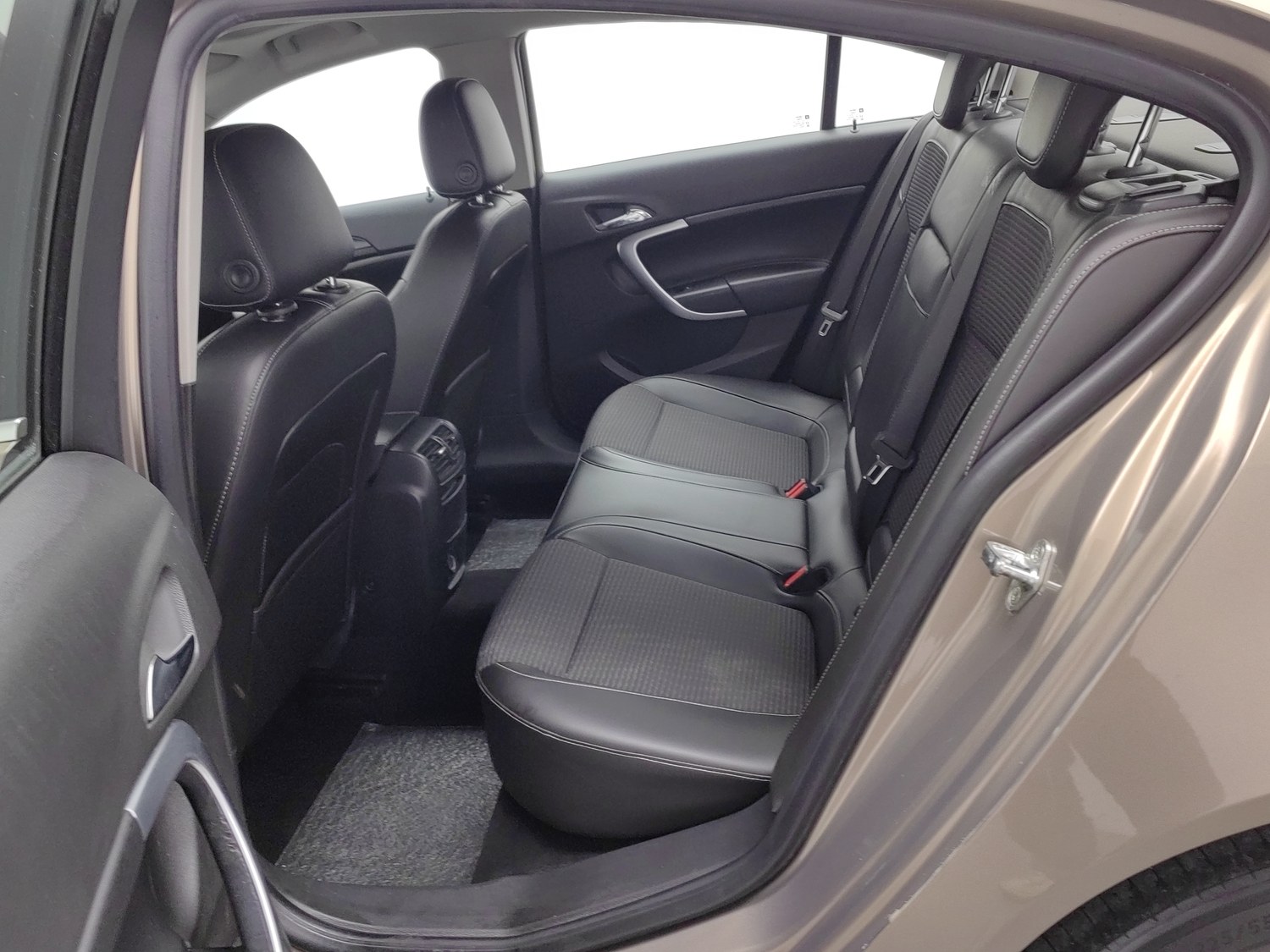Used Buick Regal 2015 1.6 AT