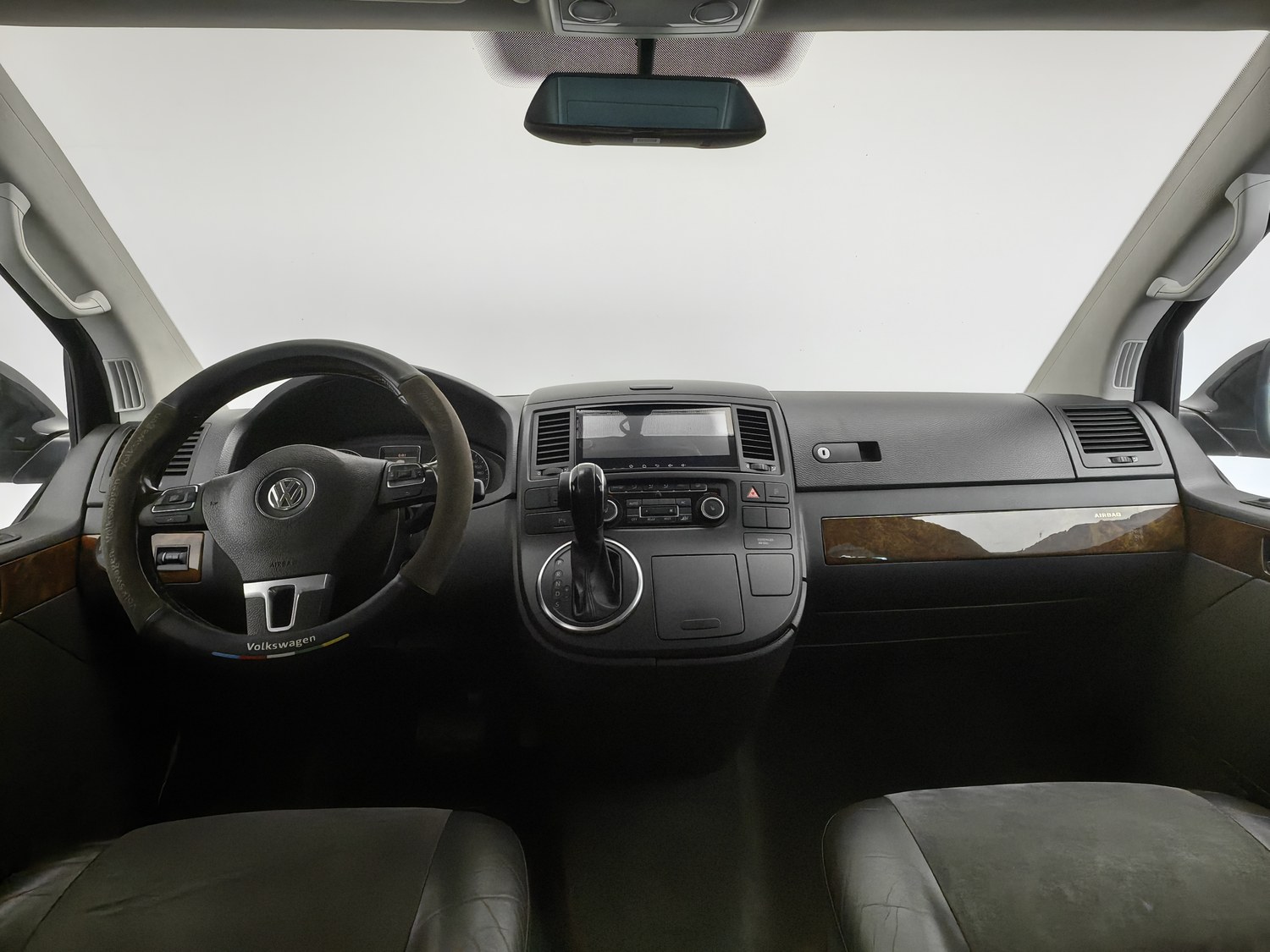 Used Volkswagen Multivan (Imported) 2012 2.0 AT