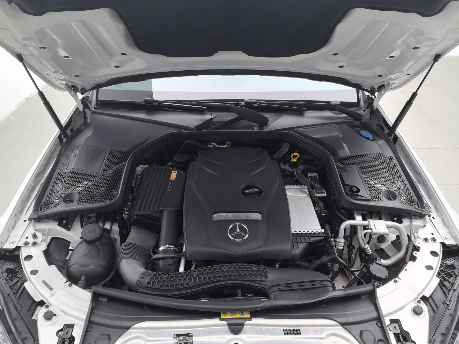 Used Mercedes-Benz C-Class 2016 2.0 AT