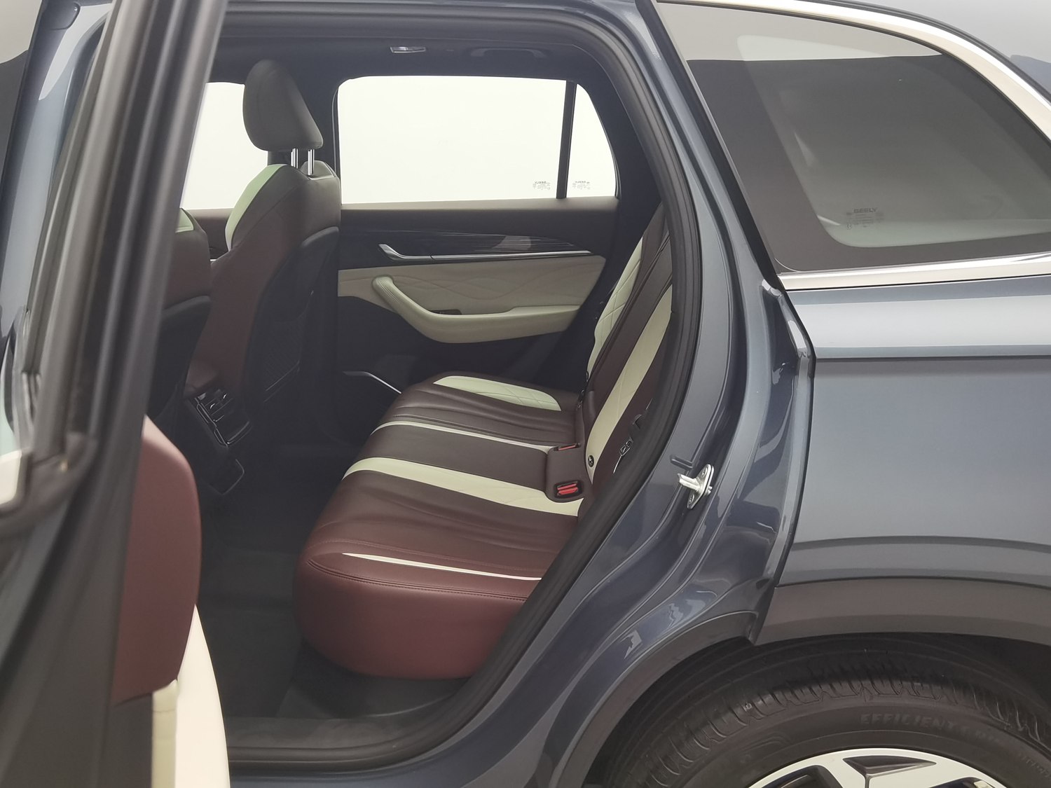 Used Geely Xingyue L 2021 2.0 AT