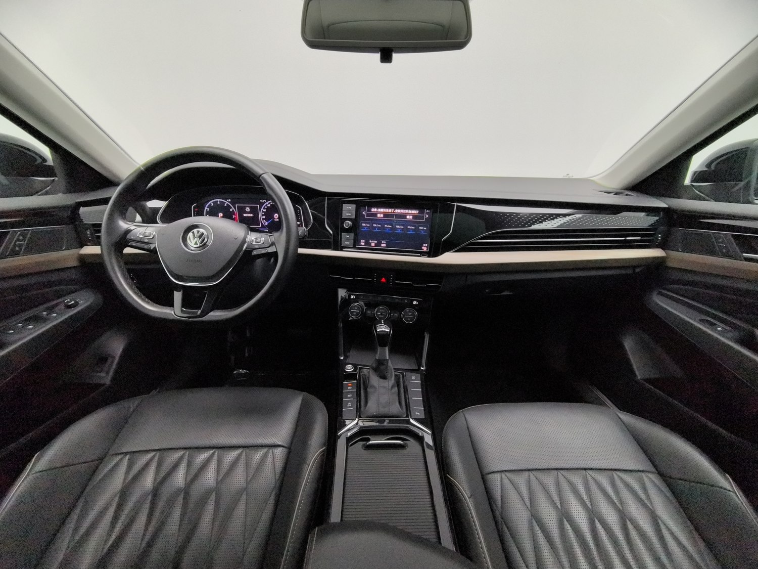 Used Volkswagen Passat 2019 2.0 AT