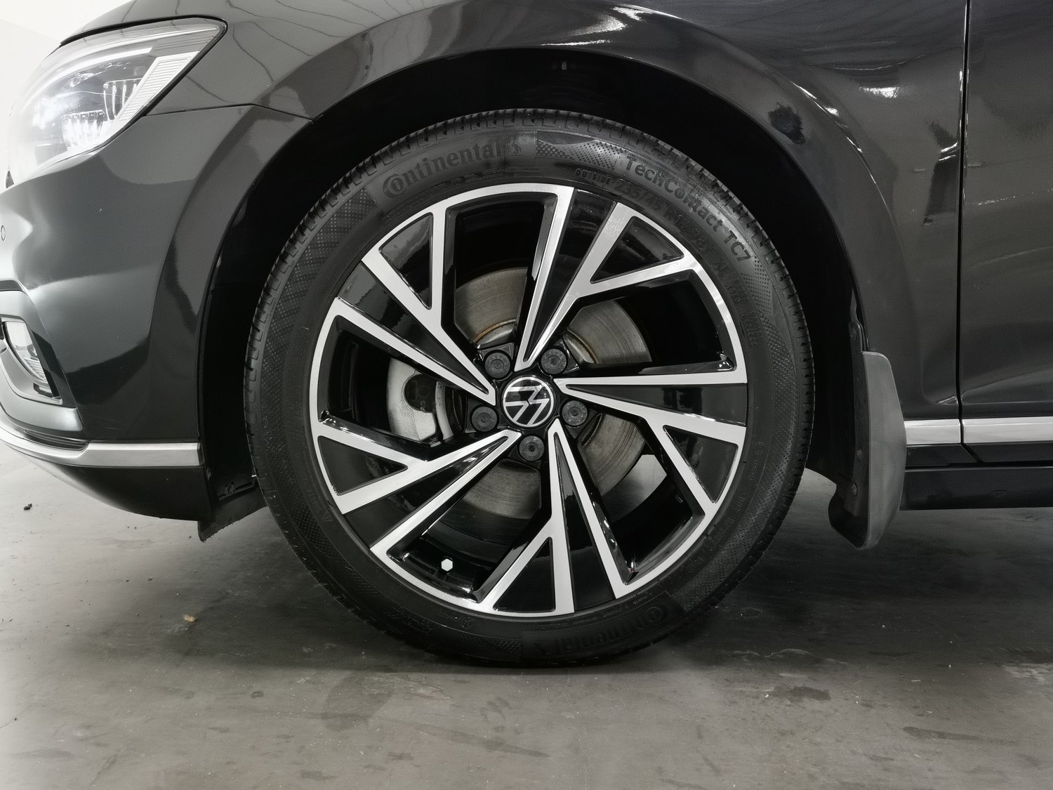 Used Volkswagen Magotan 2021 2.0 AT