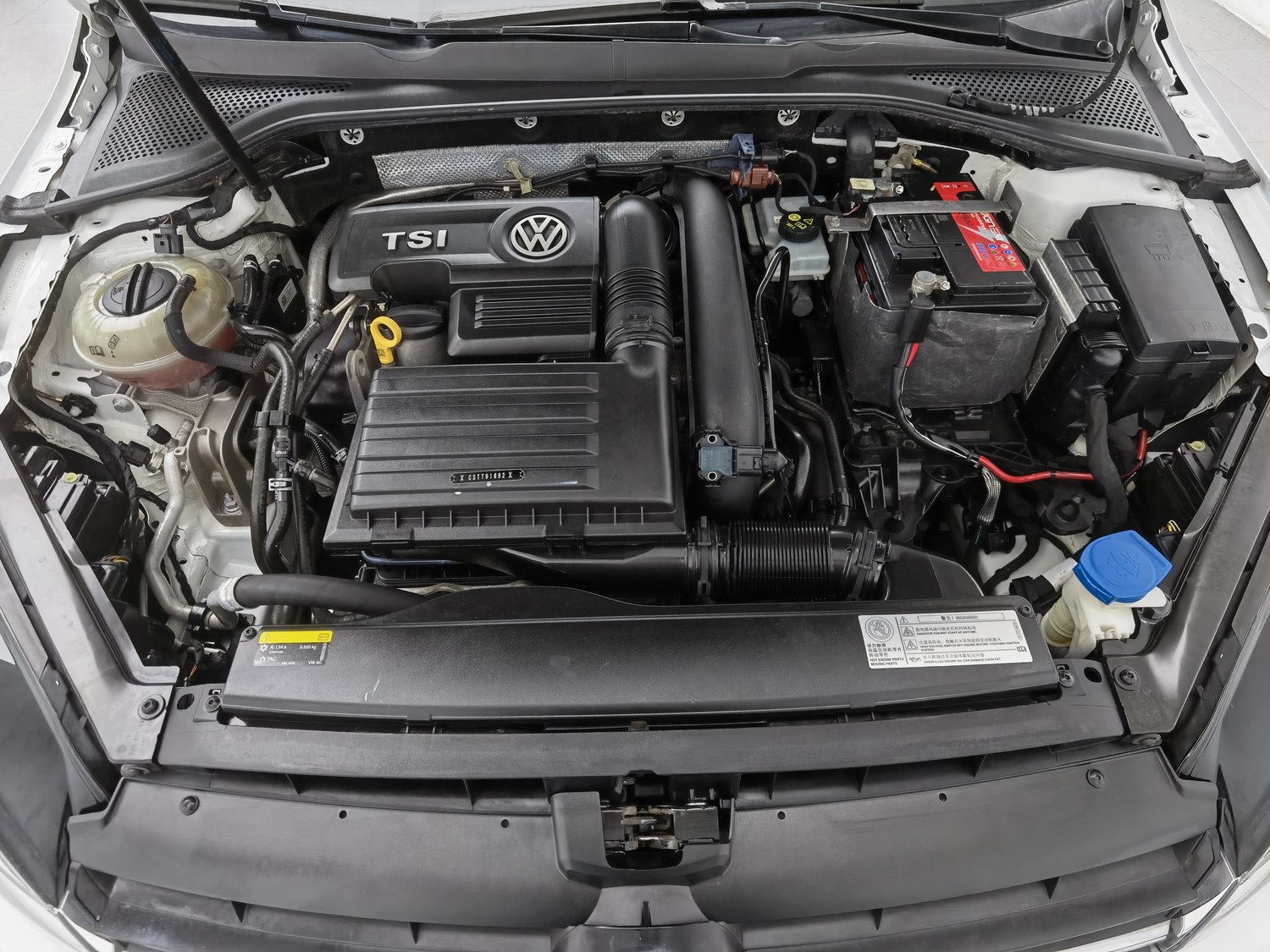 Used Volkswagen Golf 2018 1.4 AT