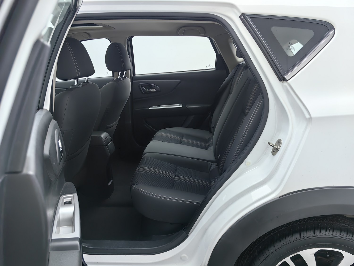 Used Dongfeng Aeolus AX3 2016 1.5 AT